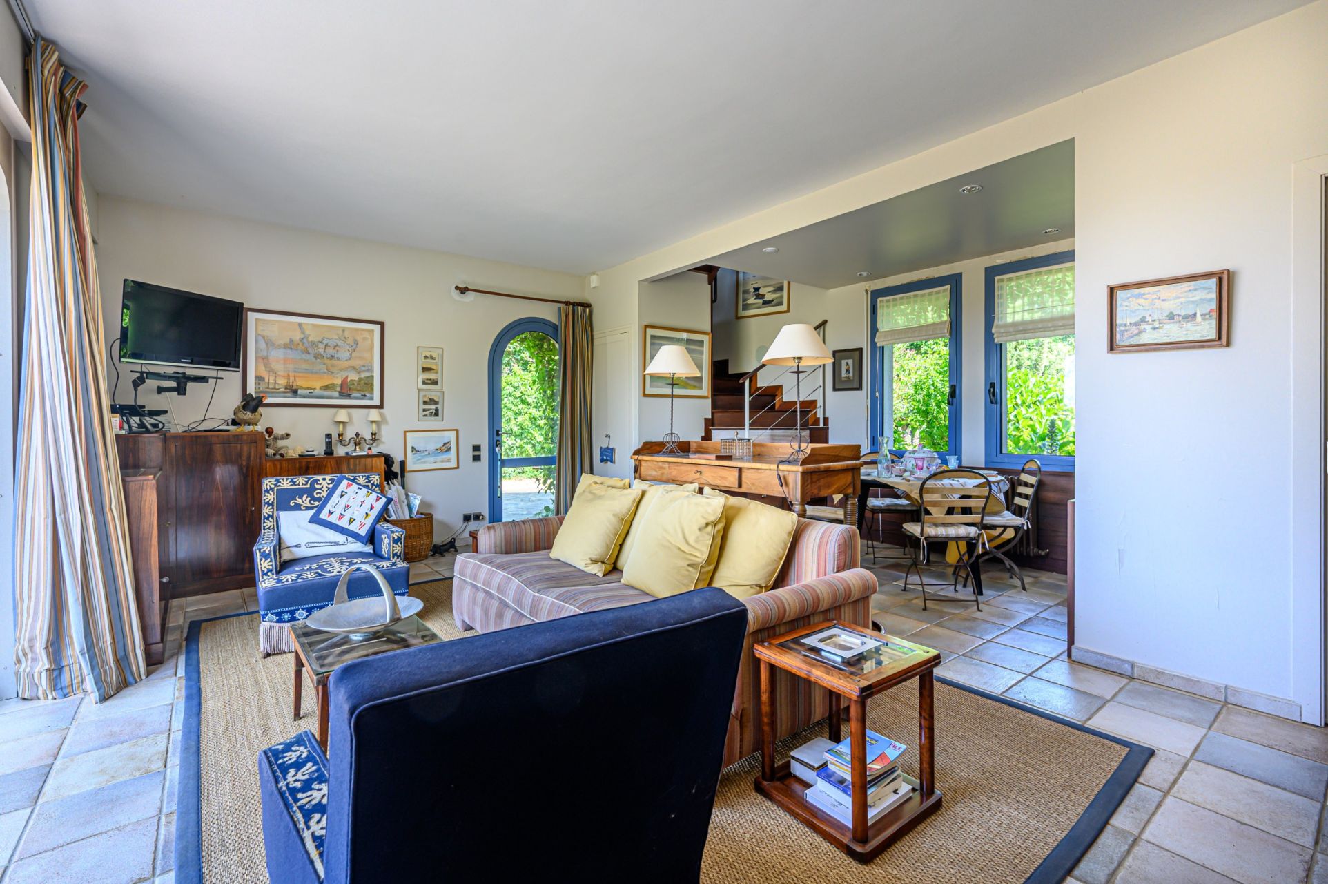 maison de luxe 12 Pièces en vente sur ARZON (56640)