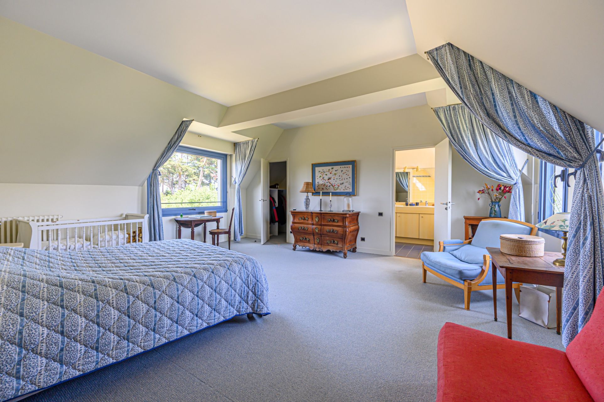 luxury house 12 Rooms for sale on ARZON (56640)