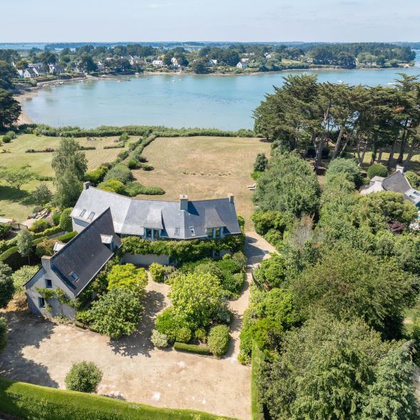 Sale Luxury house Arzon 12&nbsp;Rooms 360&nbsp;m²