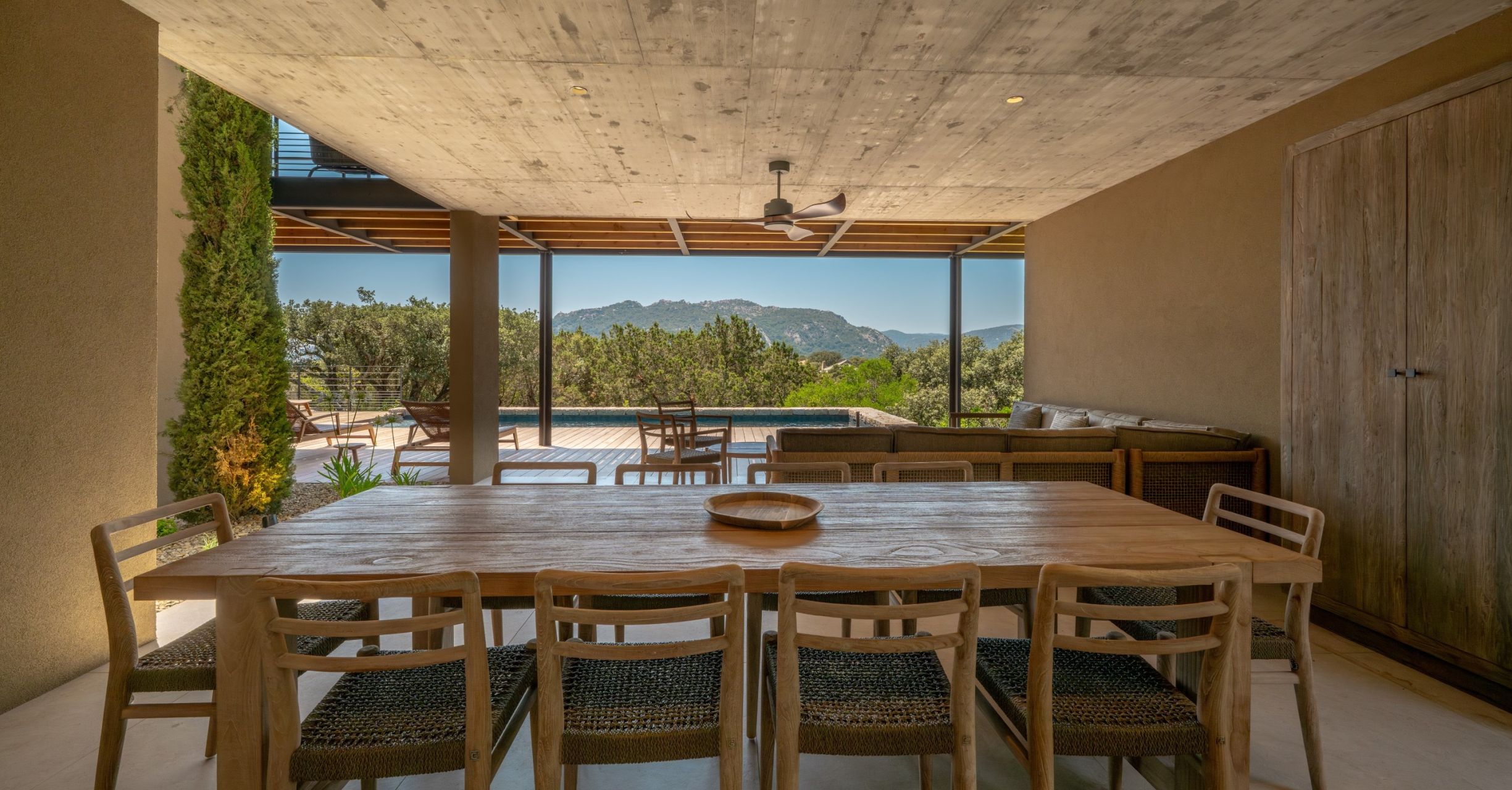villa de luxe 6 Pièces en location saisonnière sur PORTO VECCHIO (20137)