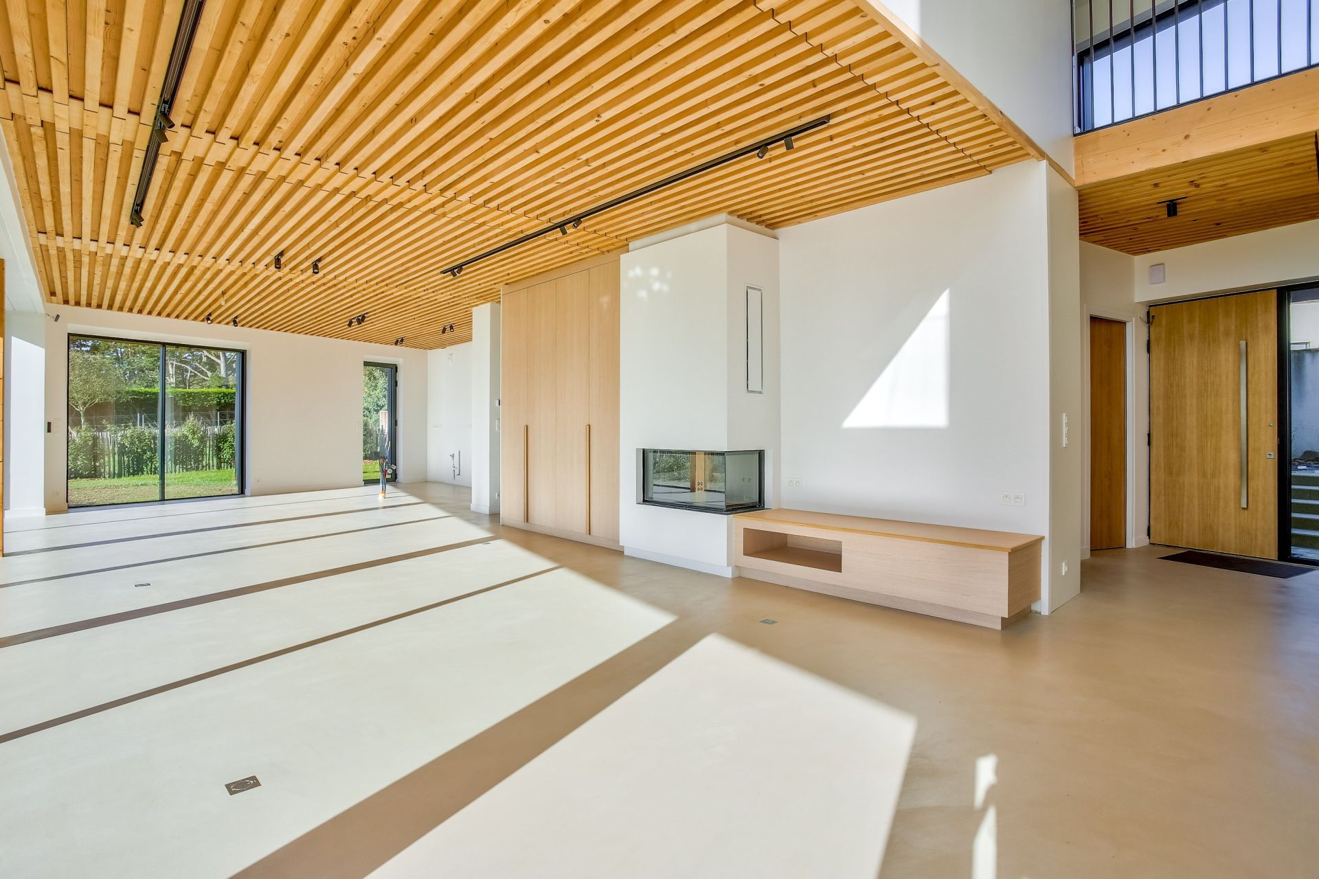 luxury house 10 Rooms for sale on CANCALE (35260)