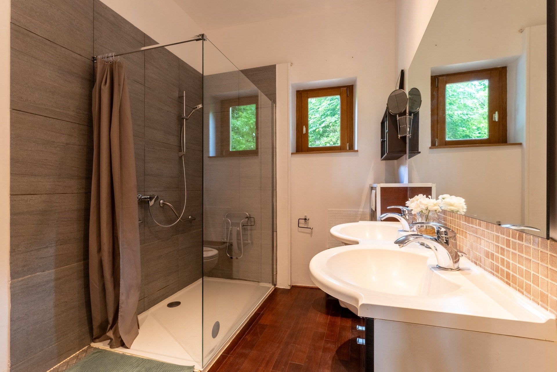 luxury house 7 Rooms for sale on GONNEVILLE SUR SCIE (76590)