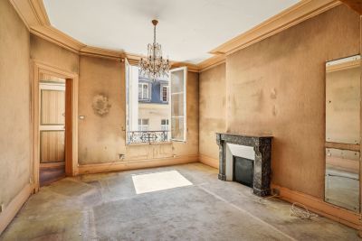 Sale Luxury apartment Paris 4 3 Rooms 61 m²