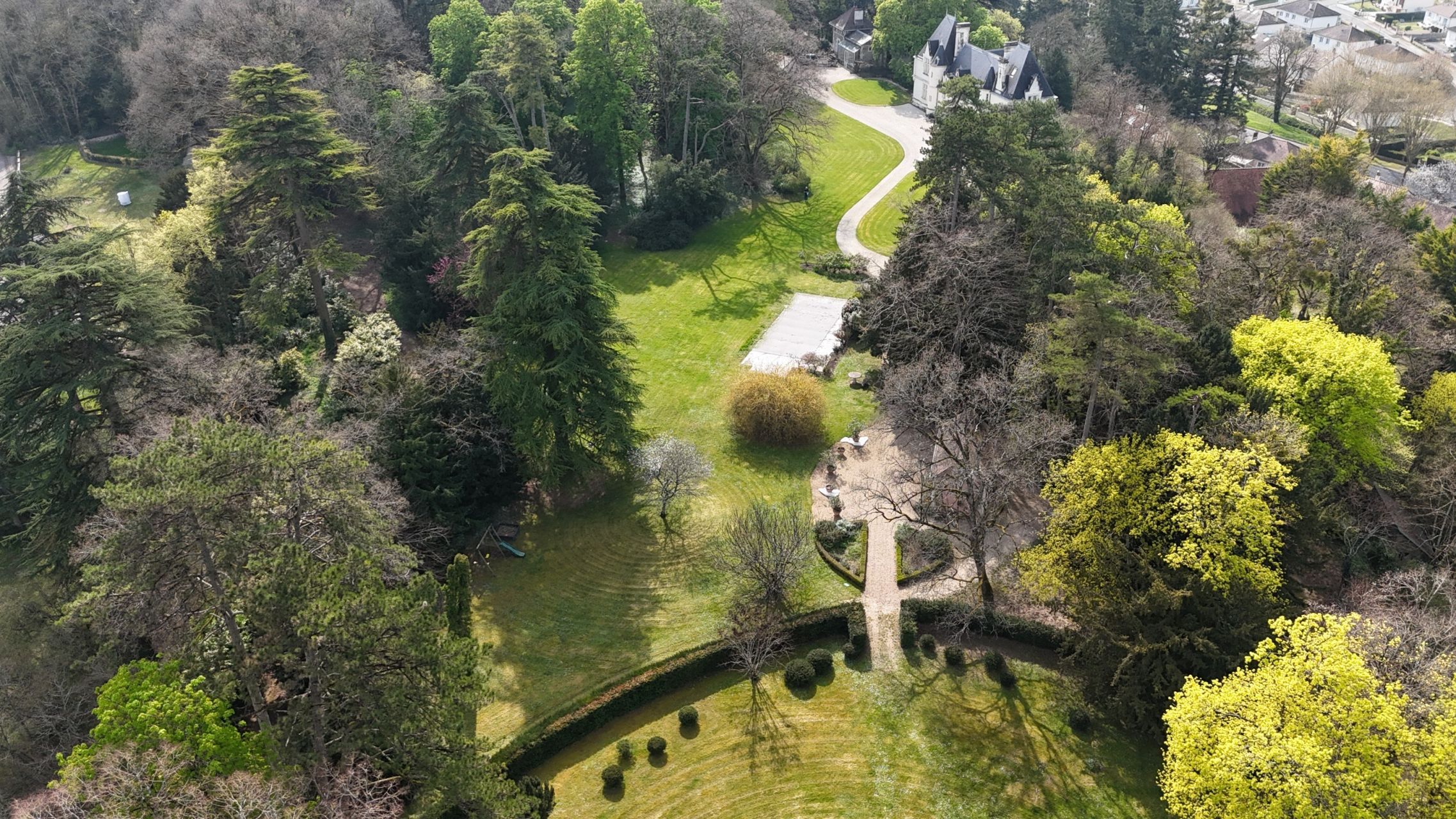 château 15 Pièces en vente sur LOCHES (37600)