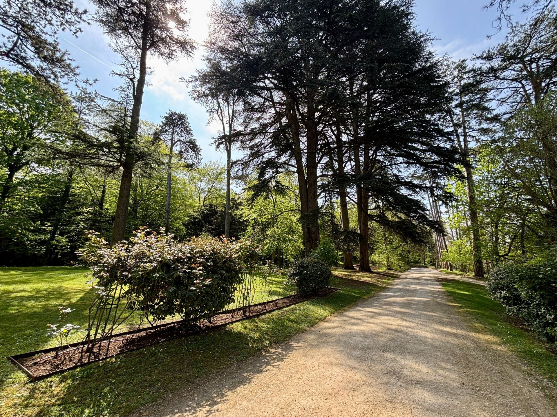 castle 15 Rooms for sale on LOCHES (37600)