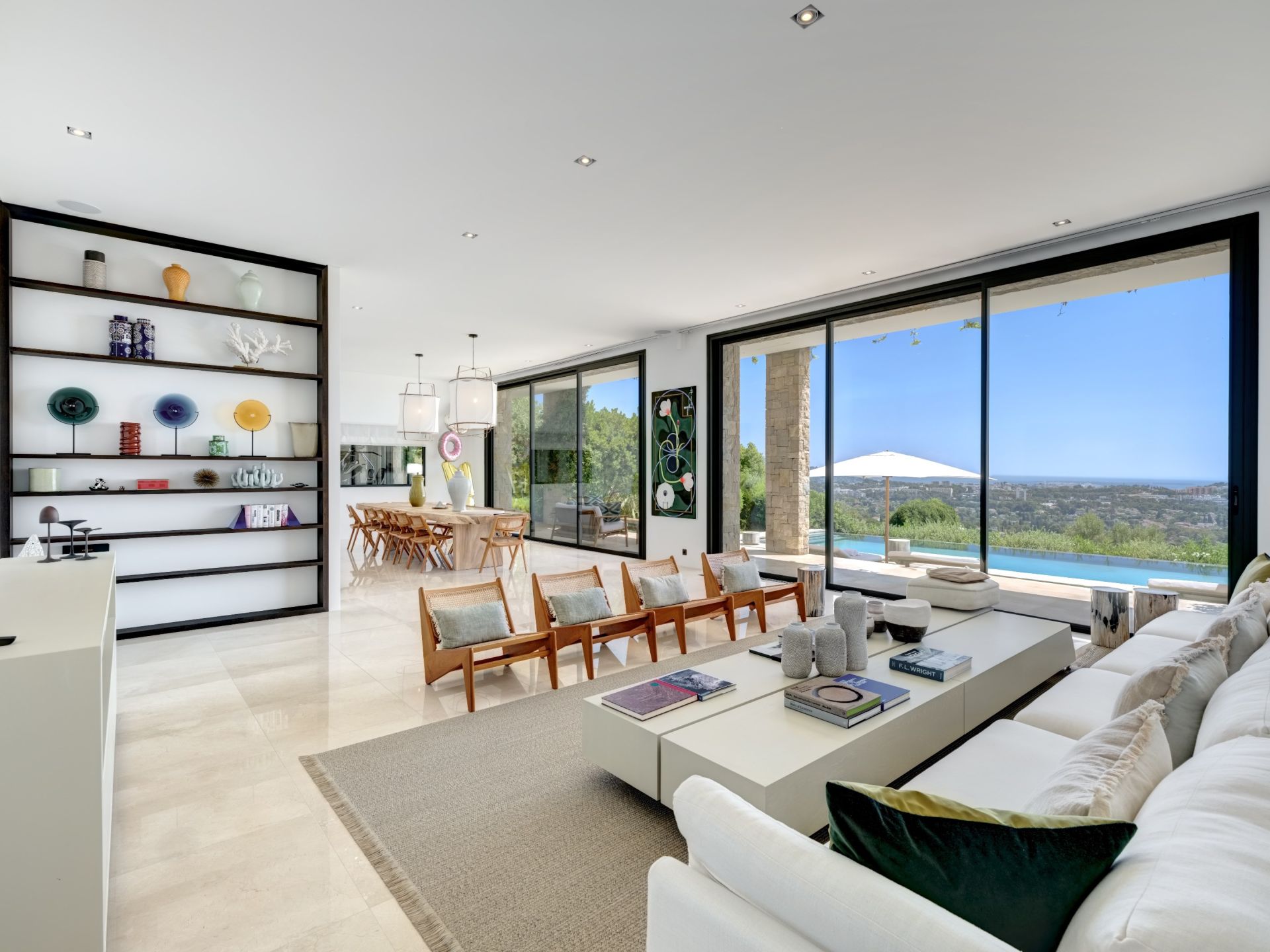 luxury villa 17 Rooms for sale on MOUGINS (06250)