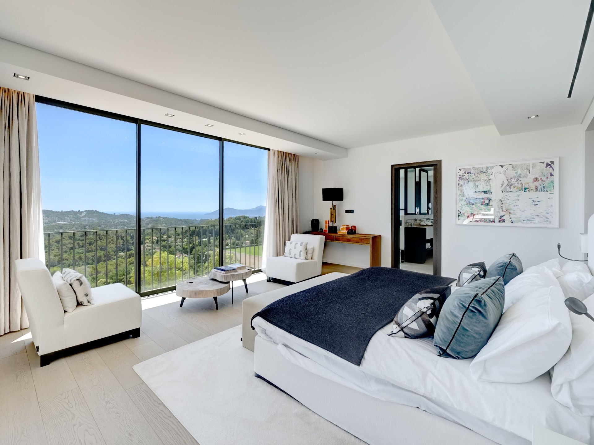 luxury villa 17 Rooms for sale on MOUGINS (06250)