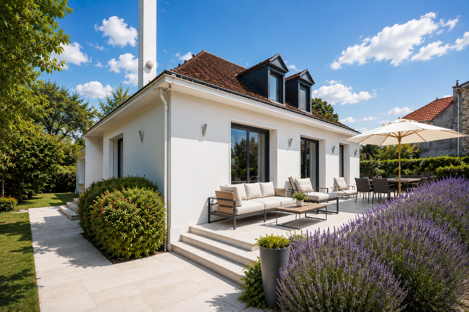 luxury house 9 Rooms for sale on ST CLOUD (92210)