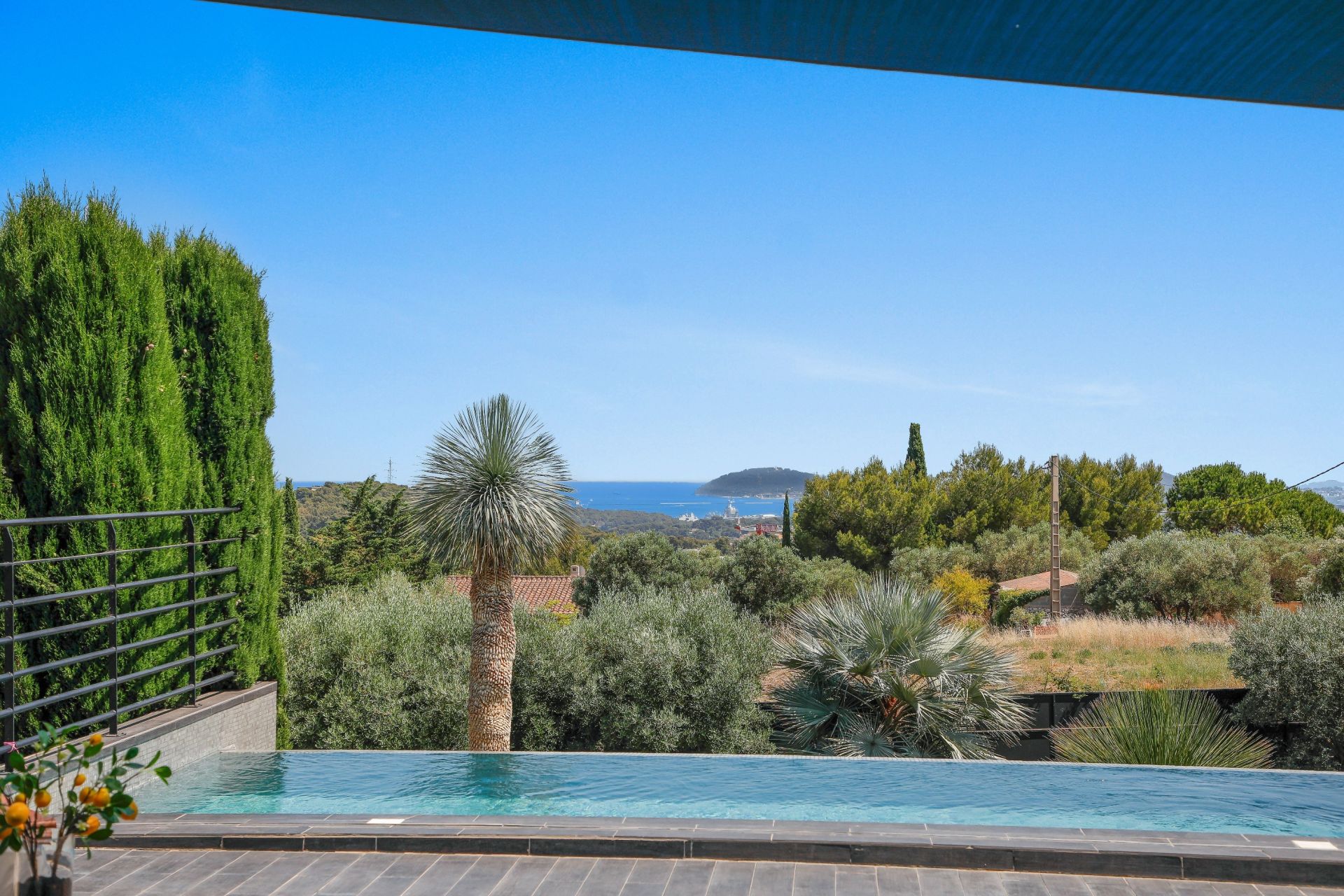 maison de luxe 8 Pièces en vente sur OLLIOULES (83190)