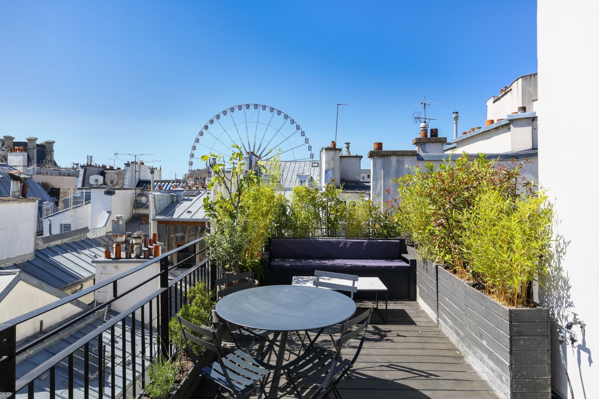 luxury apartment 2 Rooms for sale on PARIS (75001)