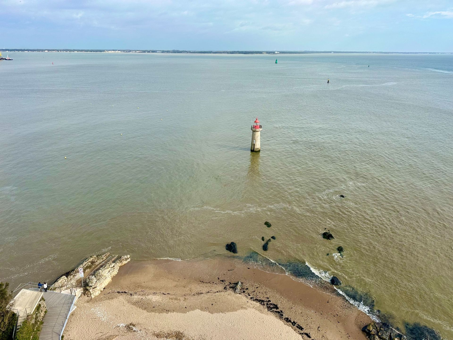 luxury apartment 4 Rooms for sale on ST NAZAIRE (44600)