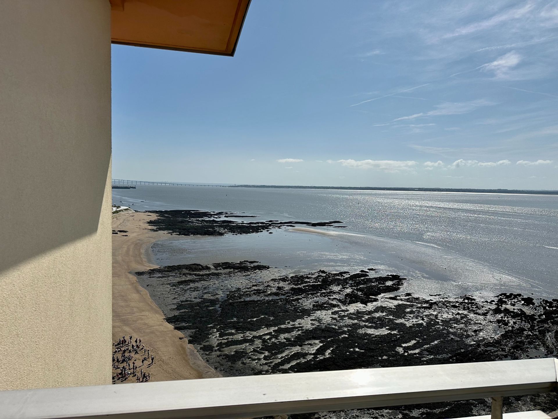 luxury apartment 4 Rooms for sale on ST NAZAIRE (44600)