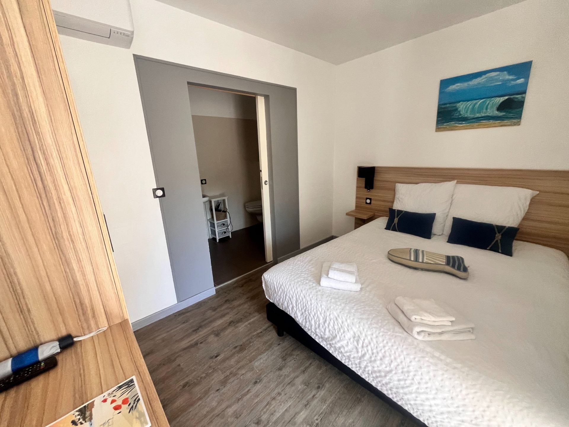 luxury house 20 Rooms for sale on PLOMODIERN (29550)