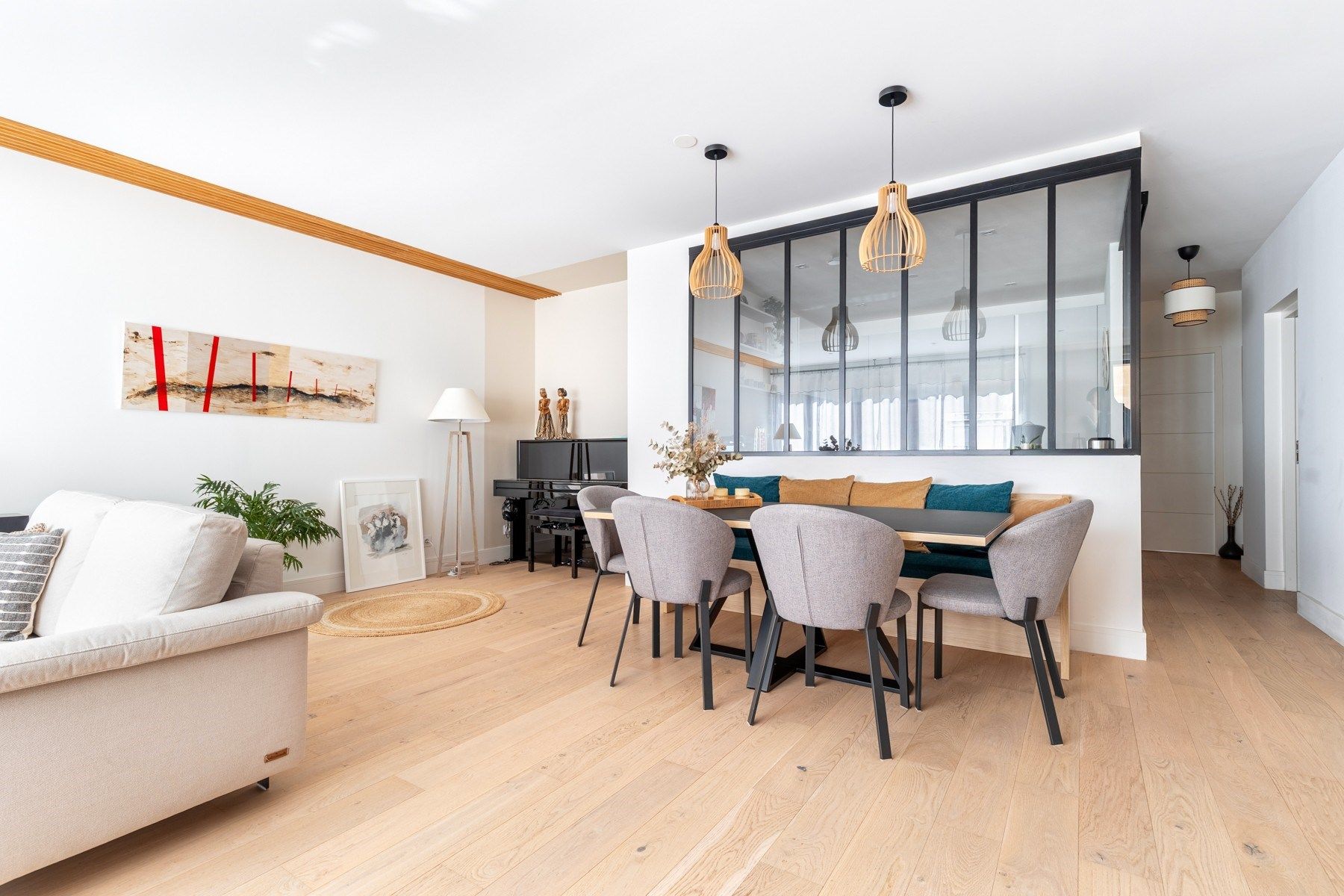 luxury apartment 3 Rooms for sale on BORDEAUX (33000)