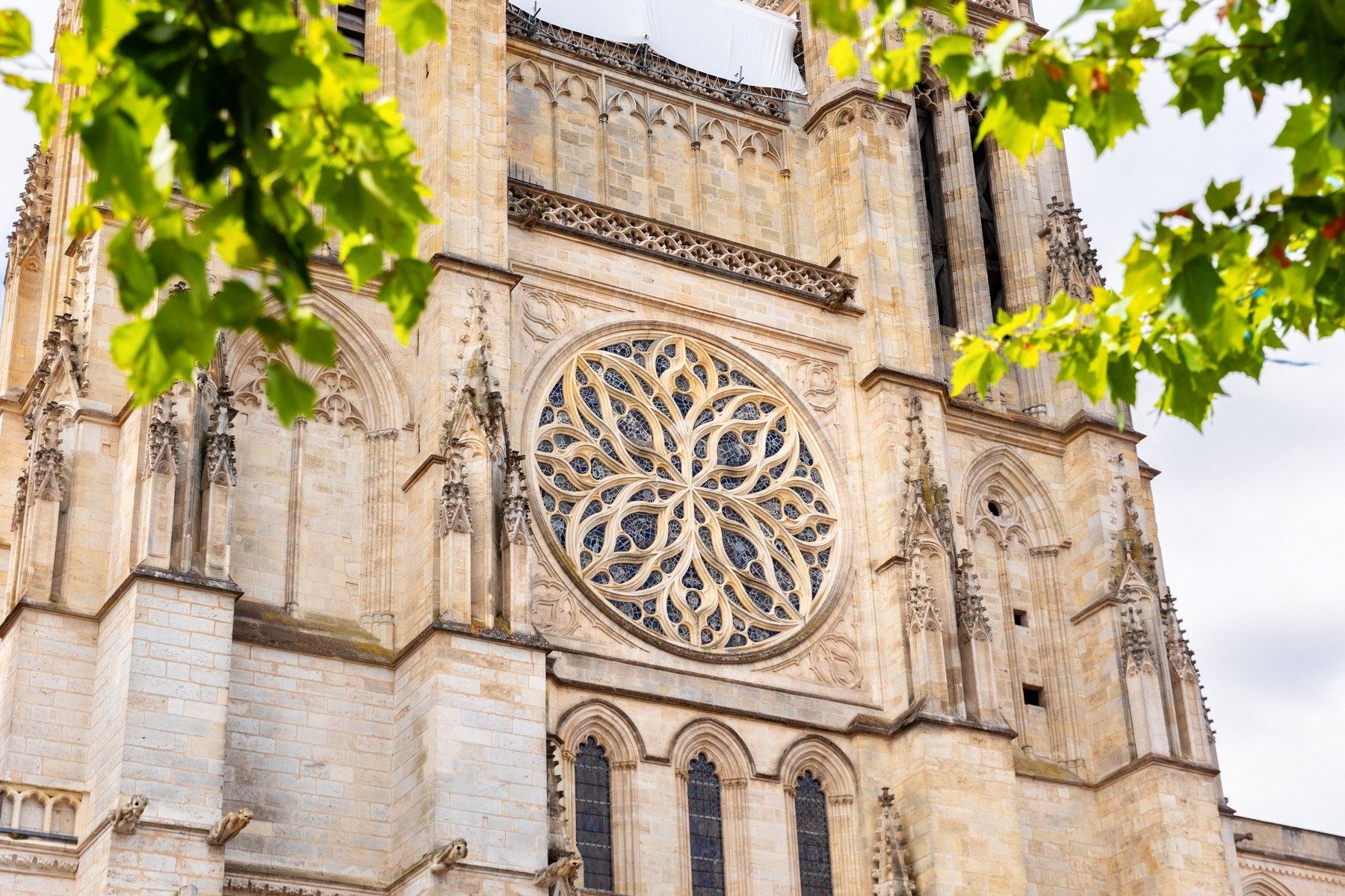 luxury apartment 3 Rooms for sale on BORDEAUX (33000)