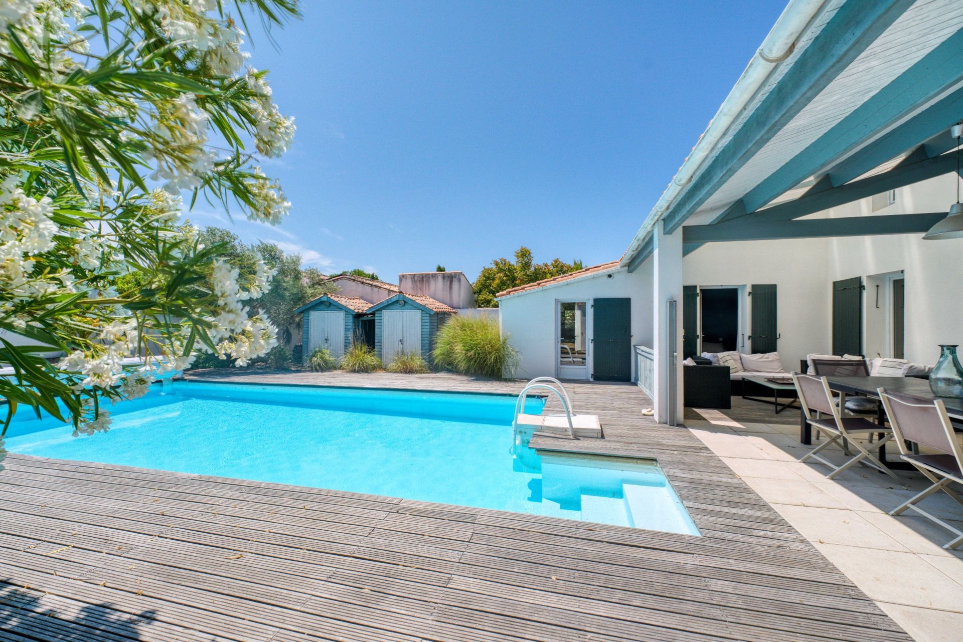 luxury house 5 Rooms for sale on RIVEDOUX PLAGE (17940)
