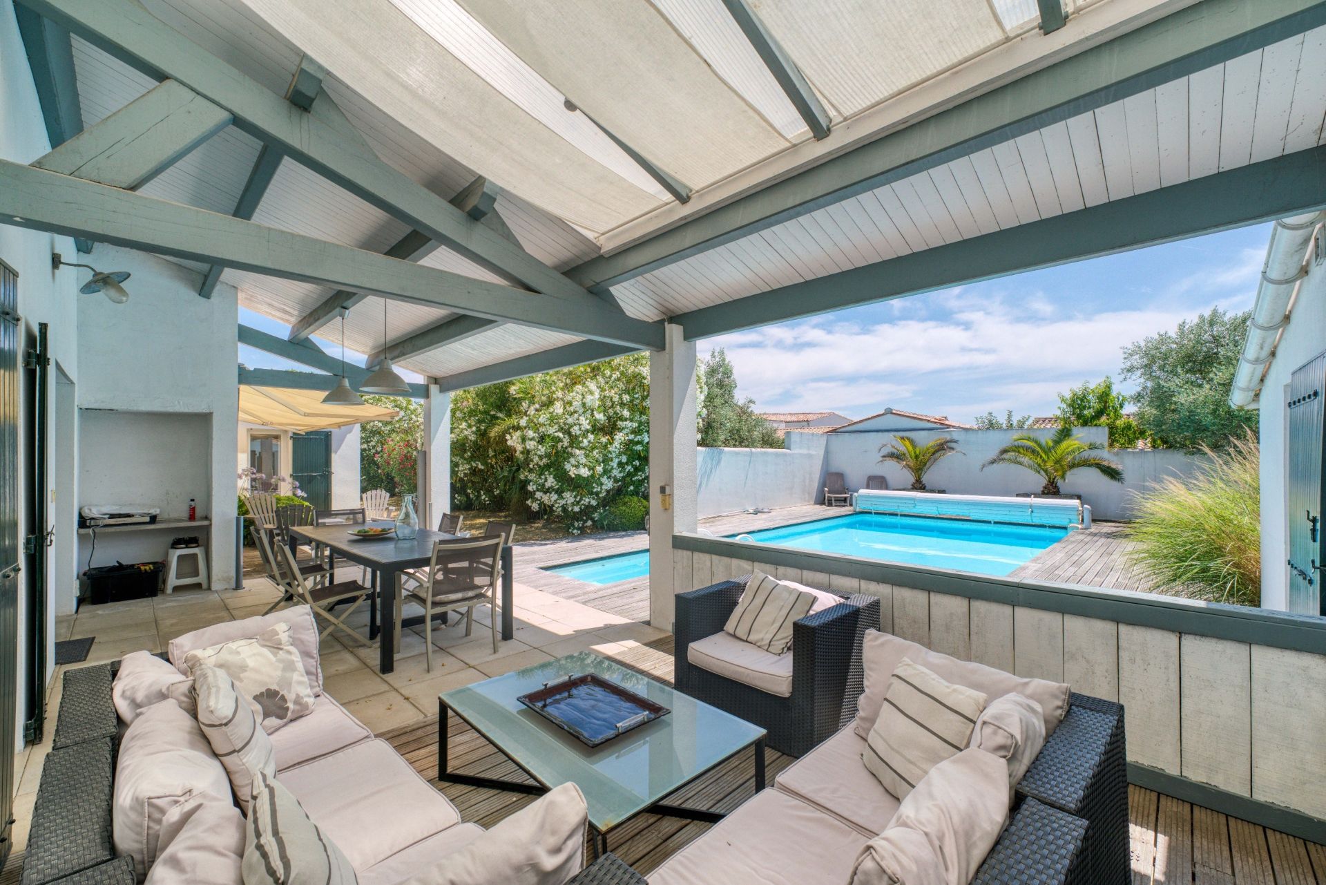 luxury house 5 Rooms for sale on RIVEDOUX PLAGE (17940)