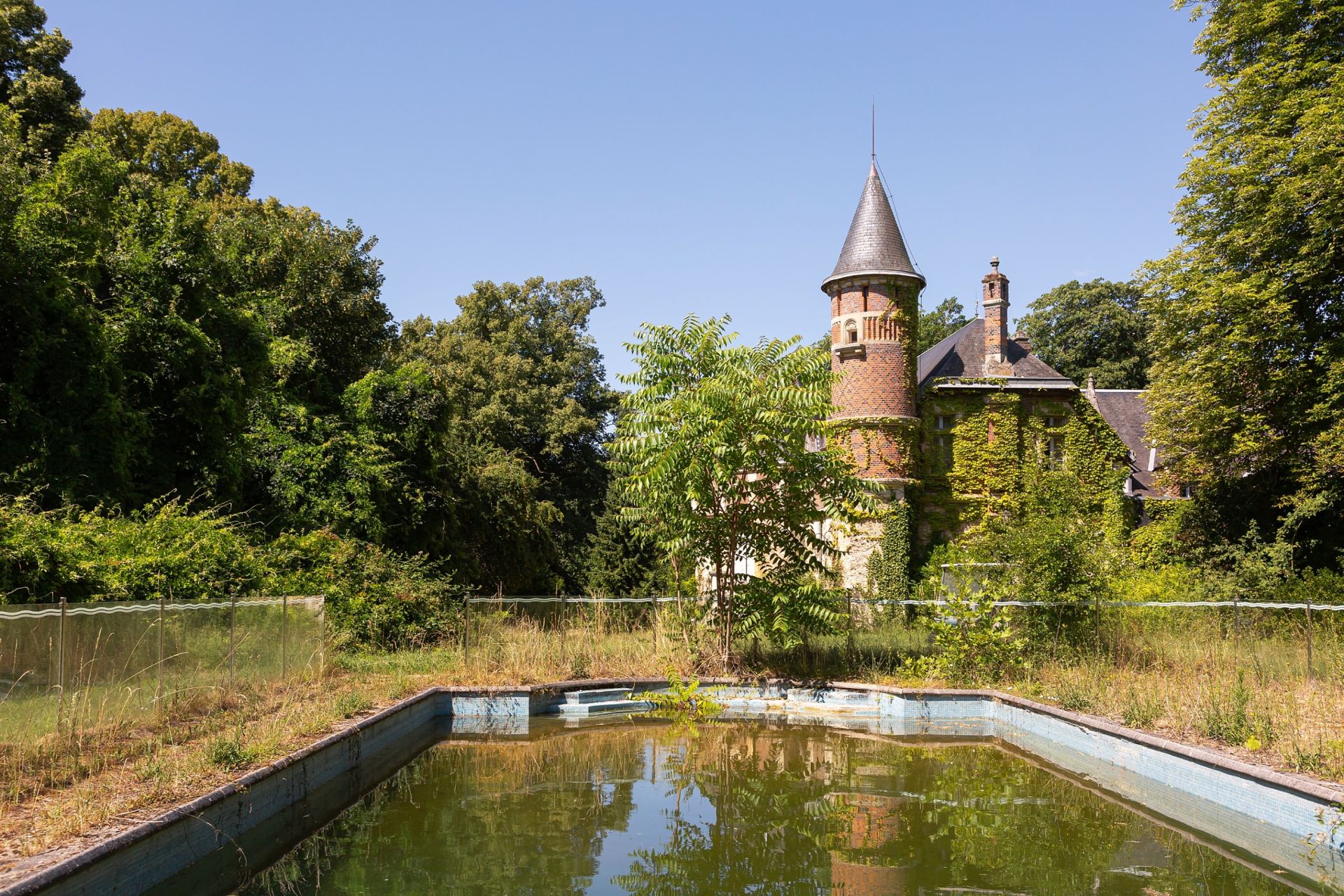 château 56 Pièces en vente sur AUNEAU (28700)