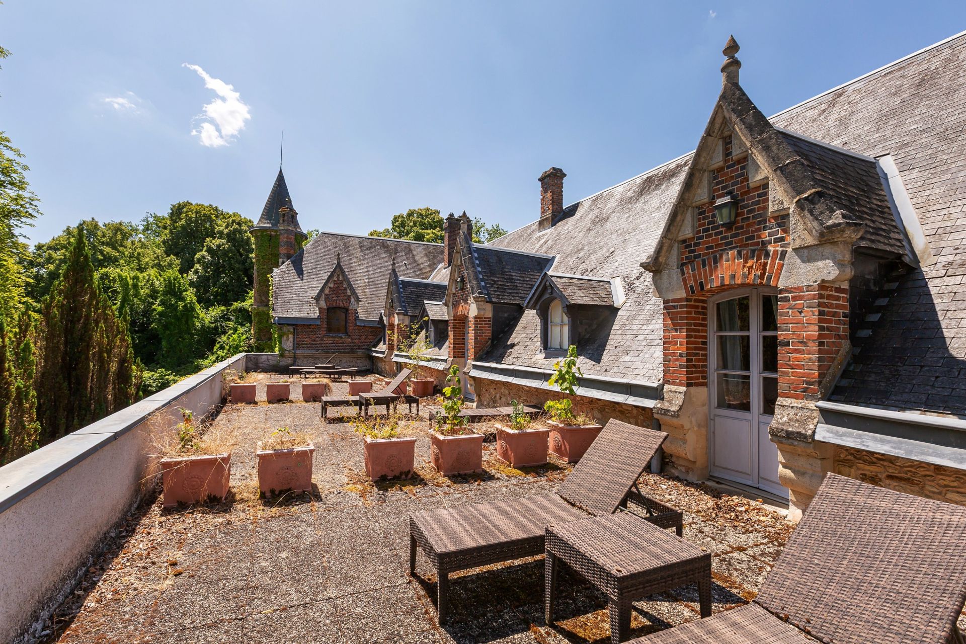 château 56 Pièces en vente sur AUNEAU (28700)