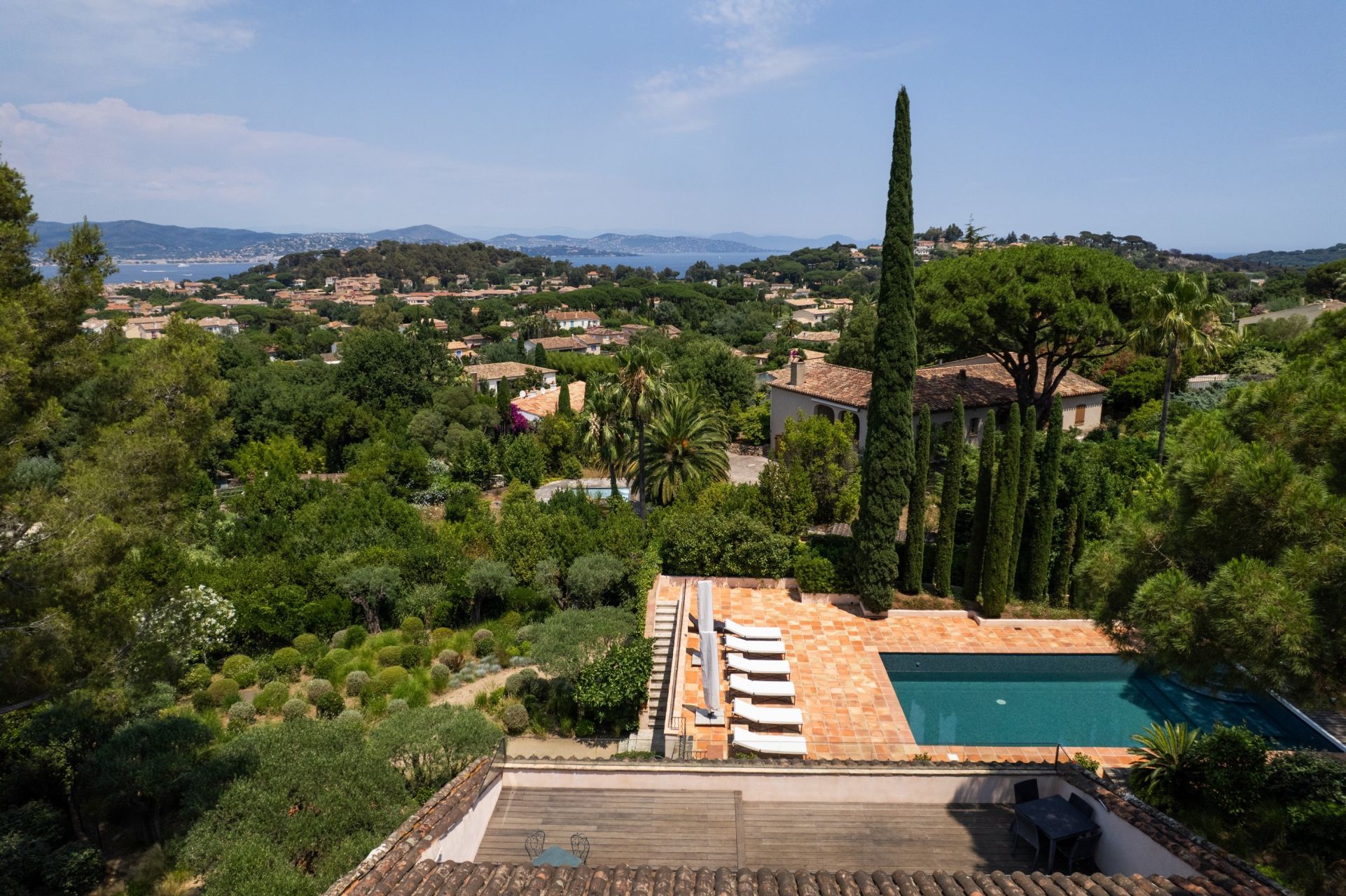 luxury provencale house 11 Rooms for sale on ST TROPEZ (83990)