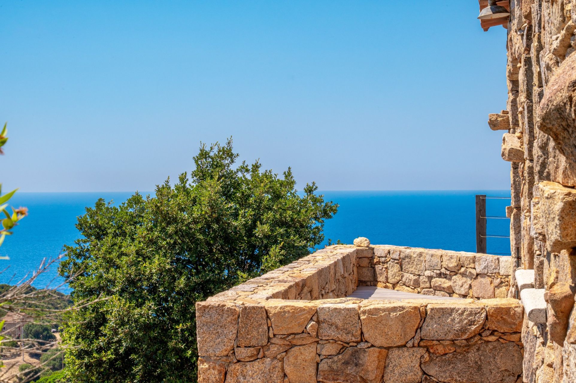 villa de luxe 6 Pièces en vente sur COTI CHIAVARI (20138)