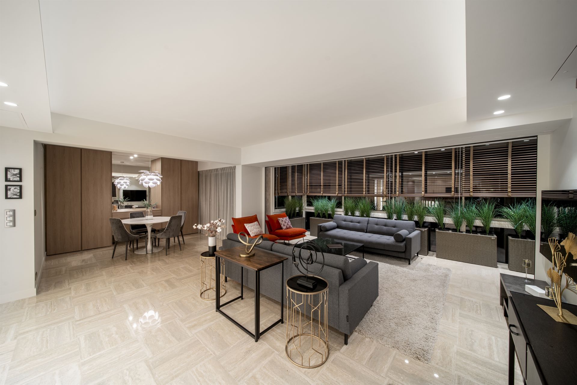 penthouse 4 Rooms for sale on CANNES (06400)