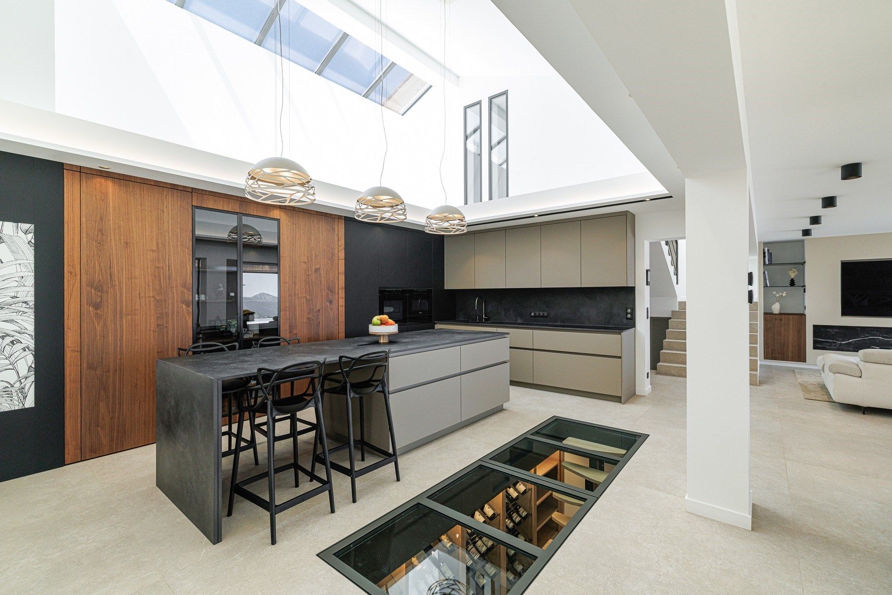 maison contemporaine 10 Pièces en vente sur LES ADRETS DE L ESTEREL (83600)