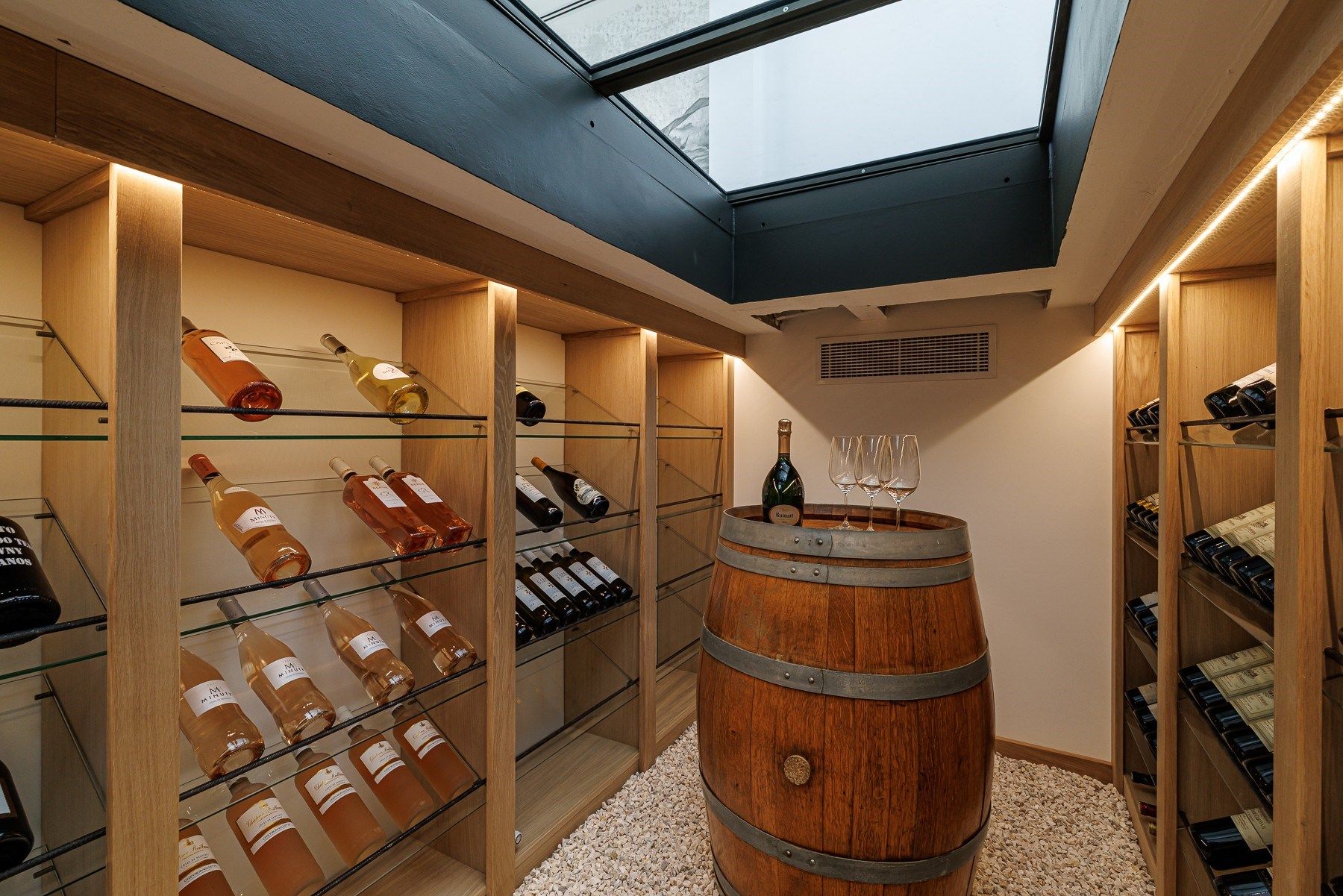 maison contemporaine 10 Pièces en vente sur LES ADRETS DE L ESTEREL (83600)