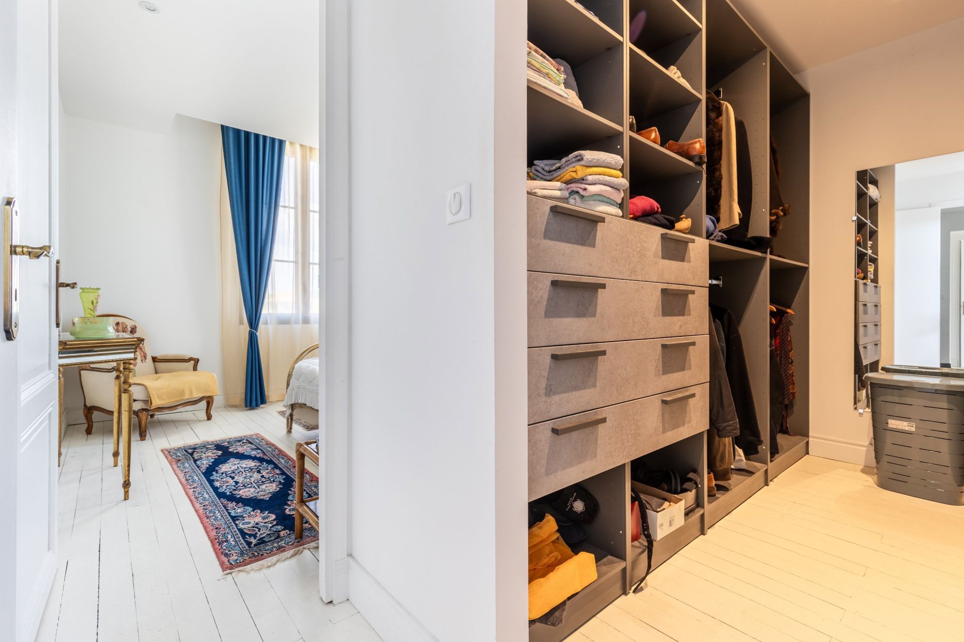 luxury house 6 Rooms for sale on ARCACHON (33120)