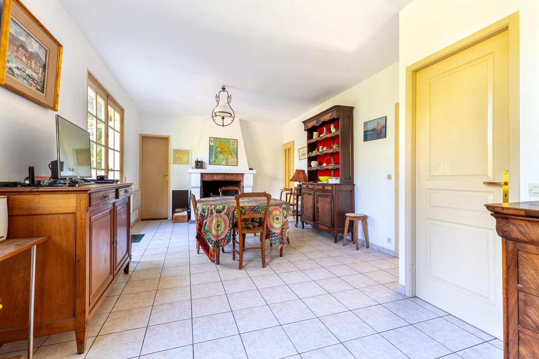 luxury house 5 Rooms for sale on CAP FERRET (33970)