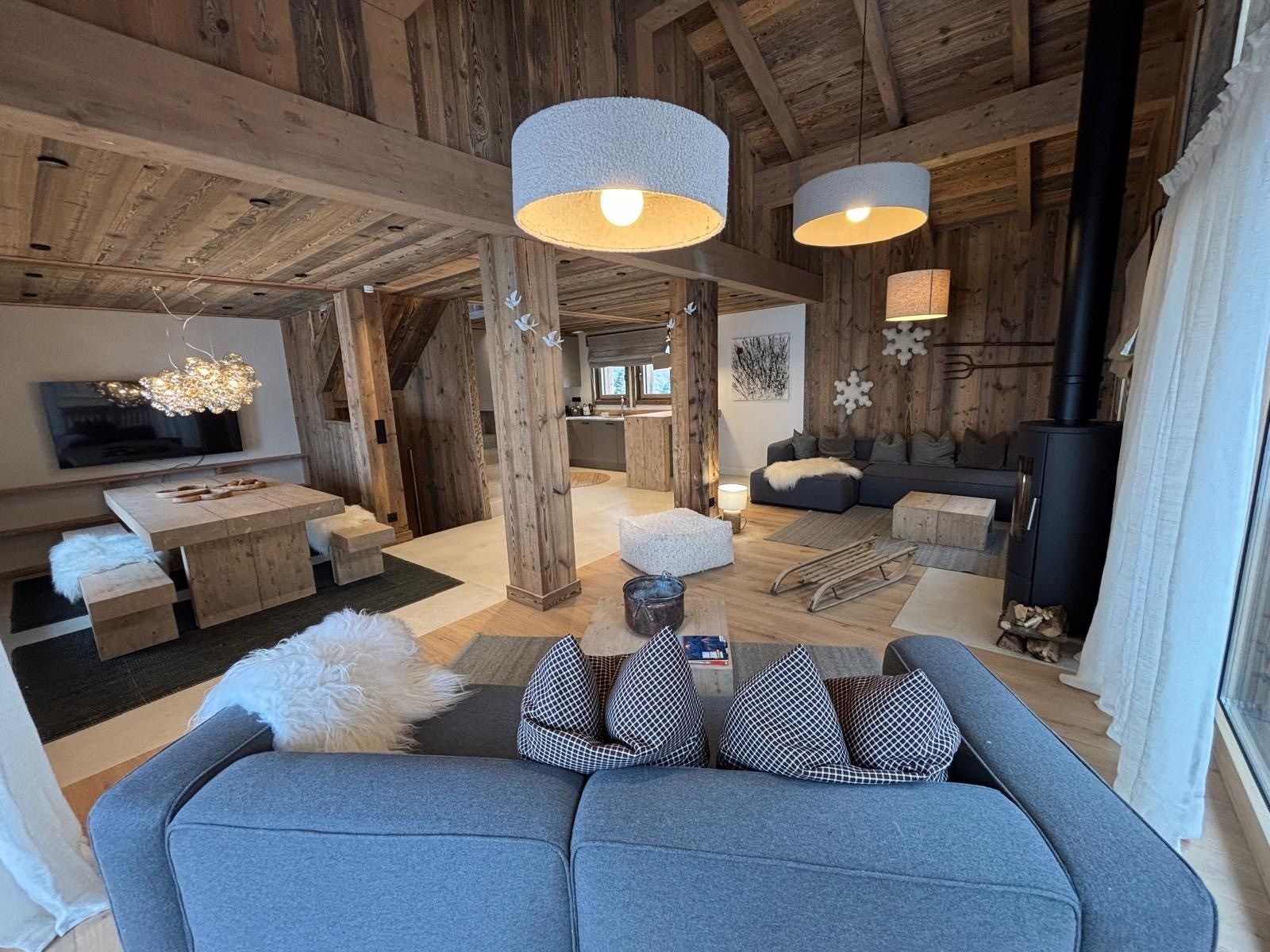 chalet de luxe 7 Pièces en vente sur NOTRE DAME DE BELLECOMBE (73590)