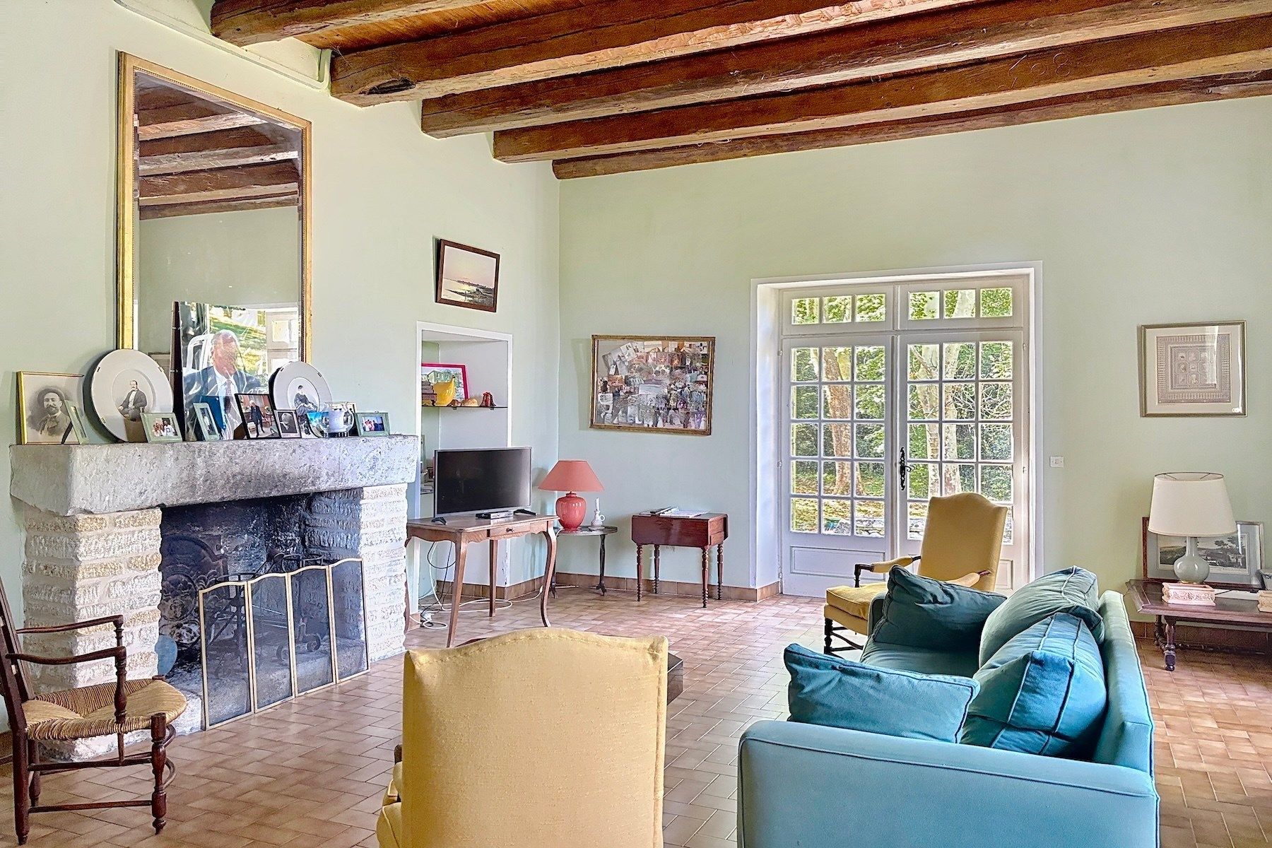 mas 11 Pièces en vente sur UZES (30700)