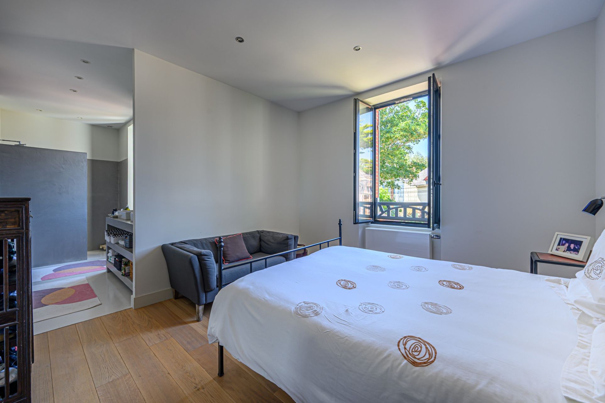 luxury house 9 Rooms for sale on PORNICHET (44380)
