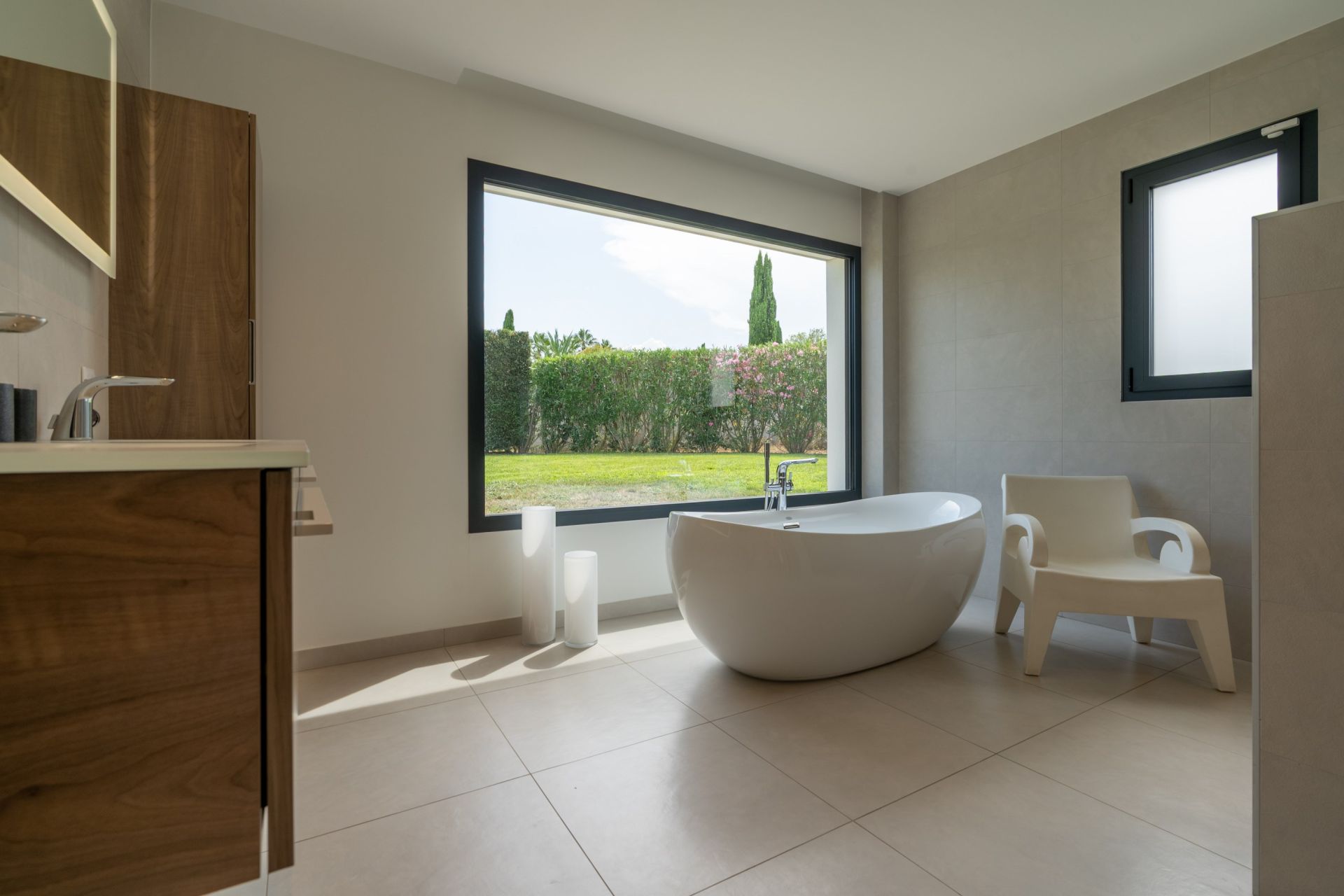 luxury house 10 Rooms for sale on PERPIGNAN (66000)