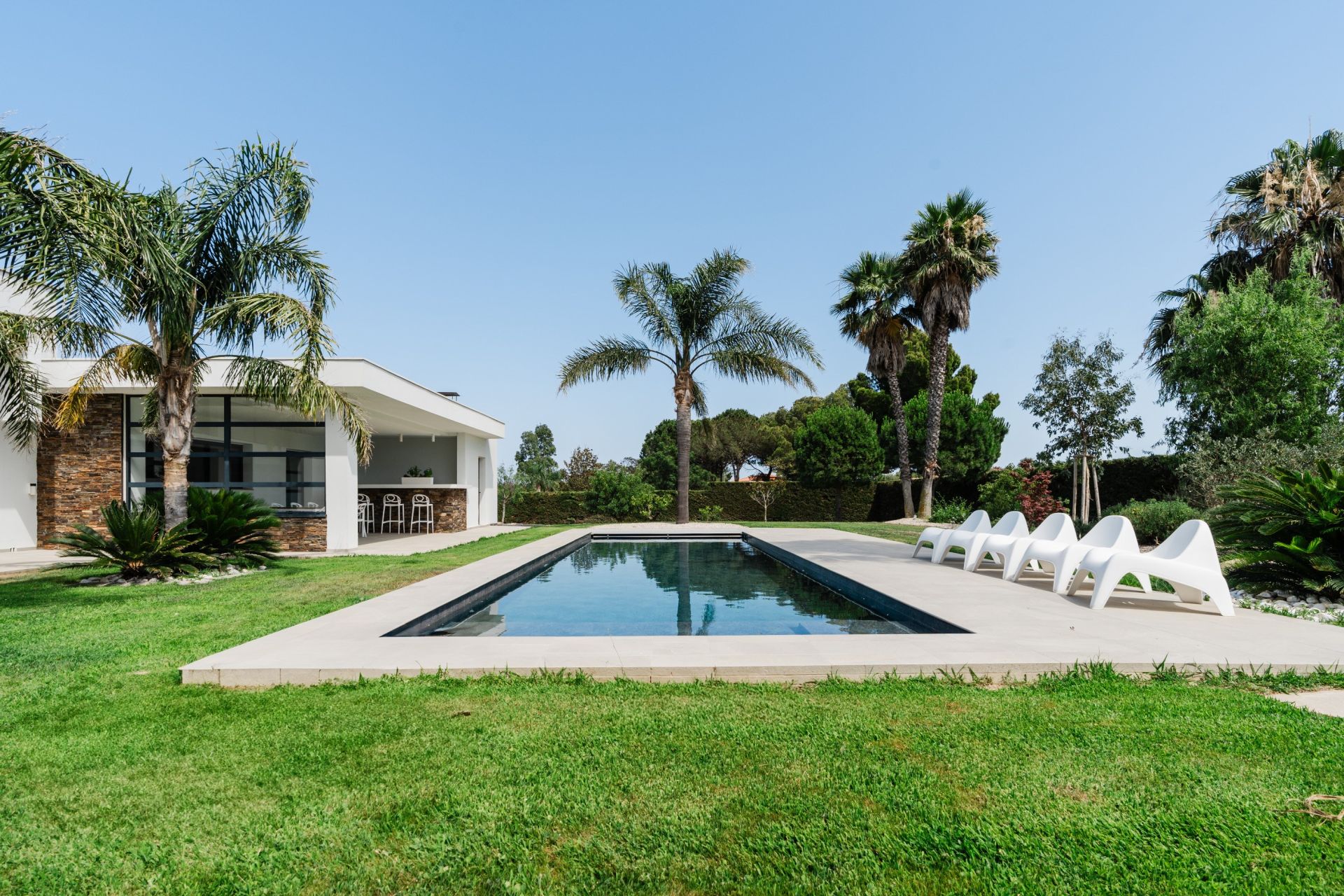 luxury house 10 Rooms for sale on PERPIGNAN (66000)