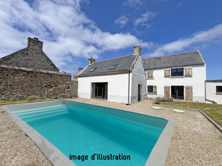 maison de luxe 6 Pièces en vente sur PLOGOFF (29770)