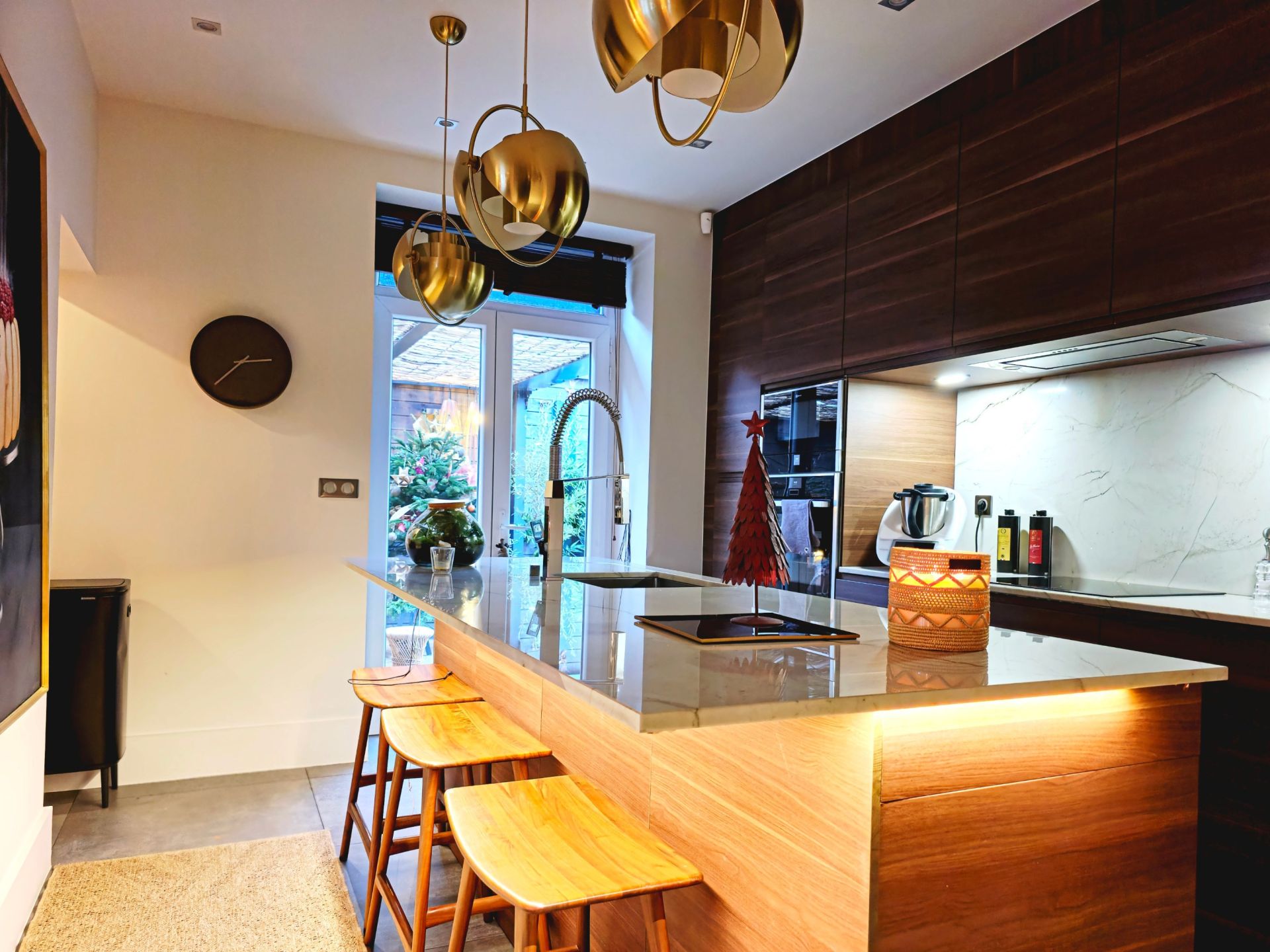 luxury house 7 Rooms for sale on BRIVE LA GAILLARDE (19100)