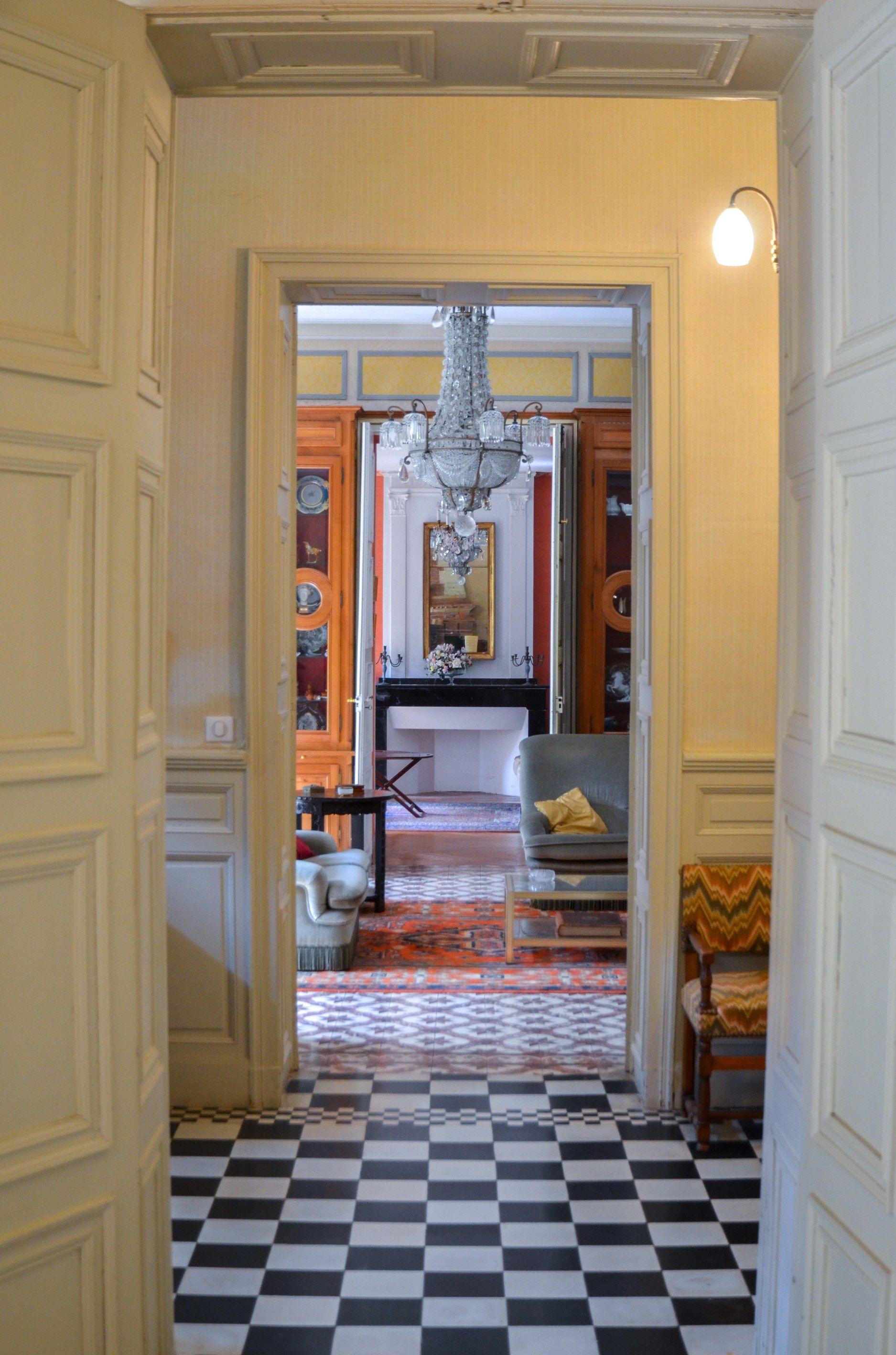 luxury house 11 Rooms for sale on LAVAUR (81500)