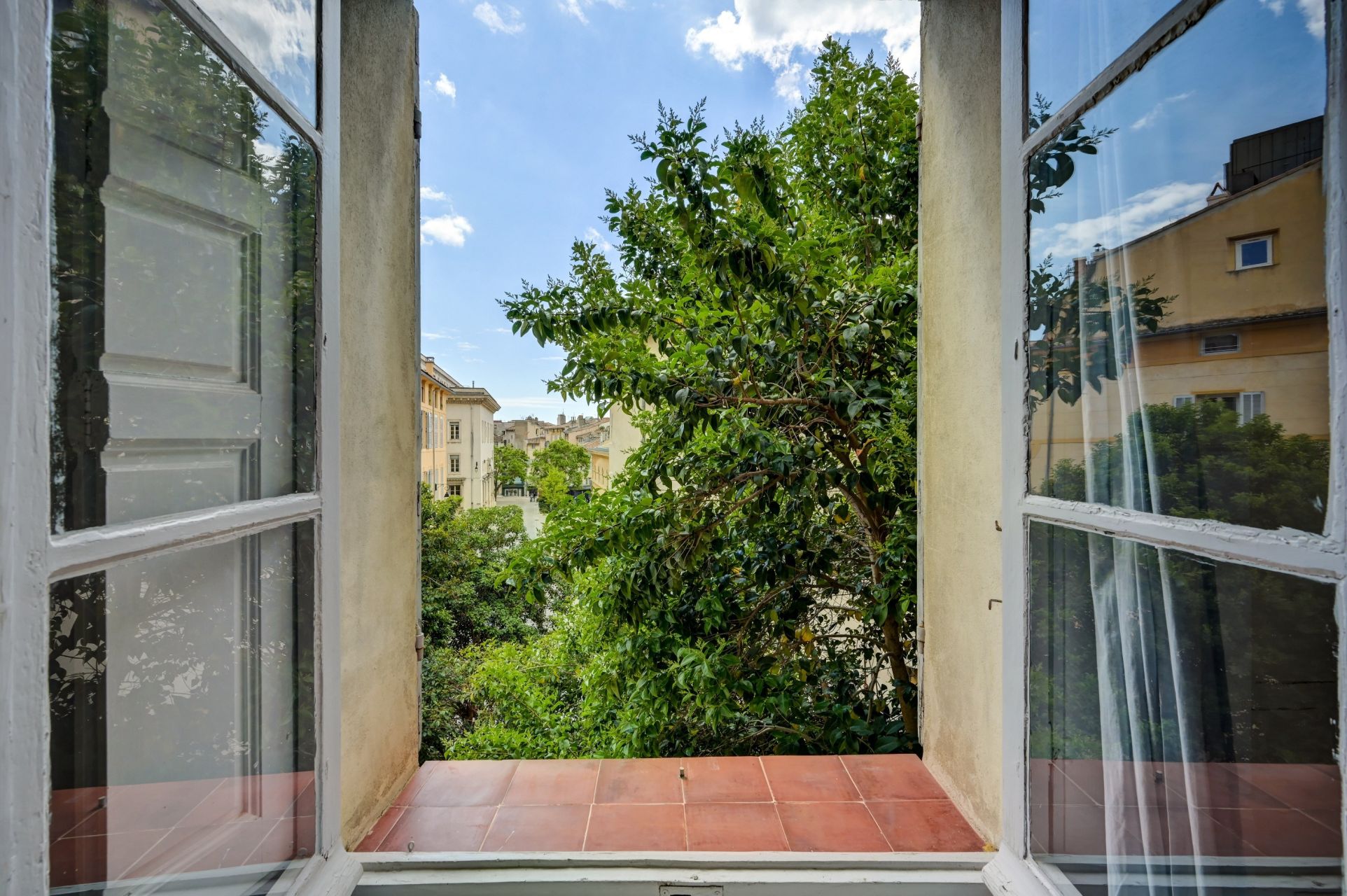 luxury apartment 3 Rooms for rent on AIX EN PROVENCE (13100)