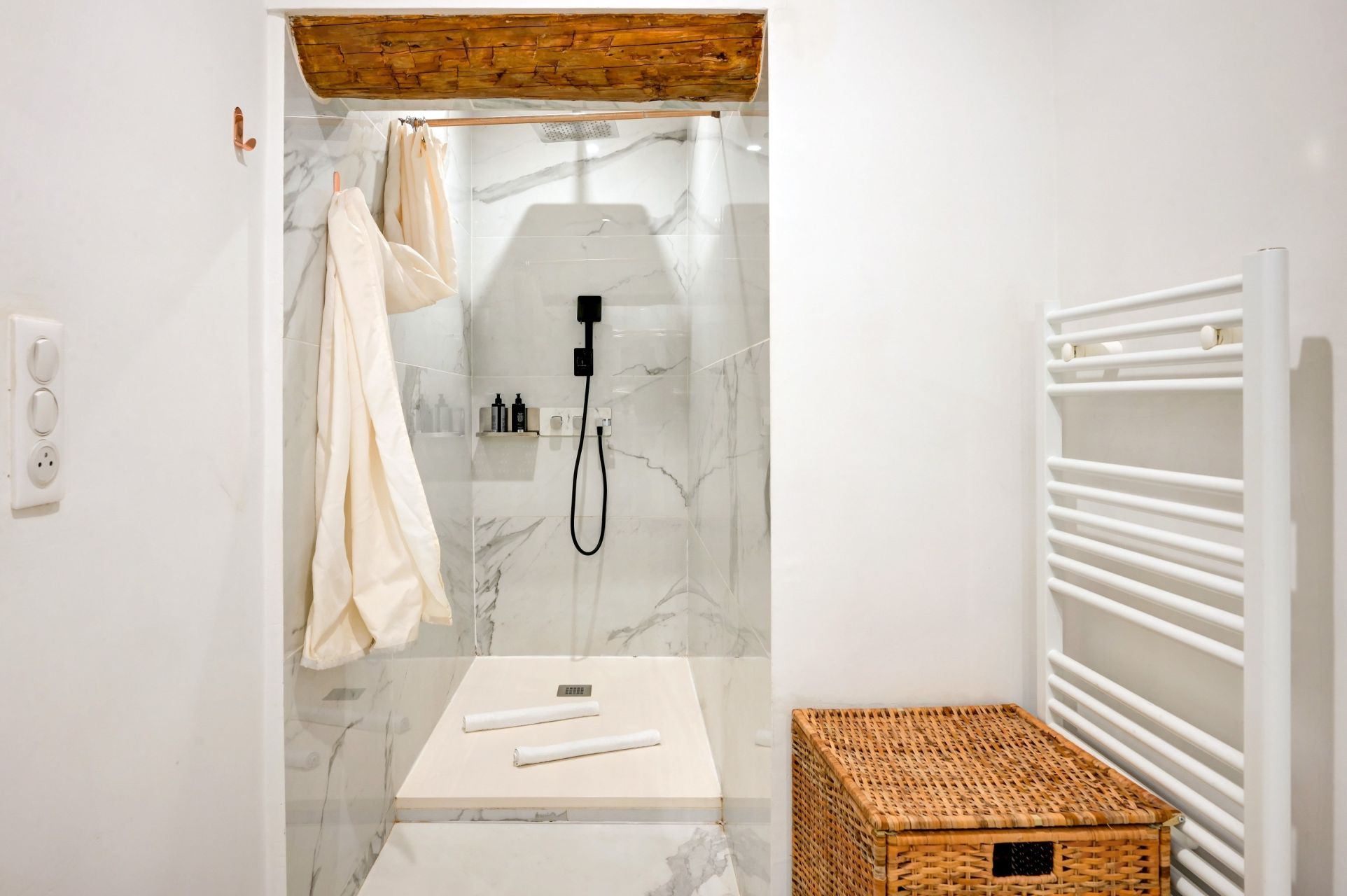 luxury apartment 3 Rooms for rent on AIX EN PROVENCE (13100)