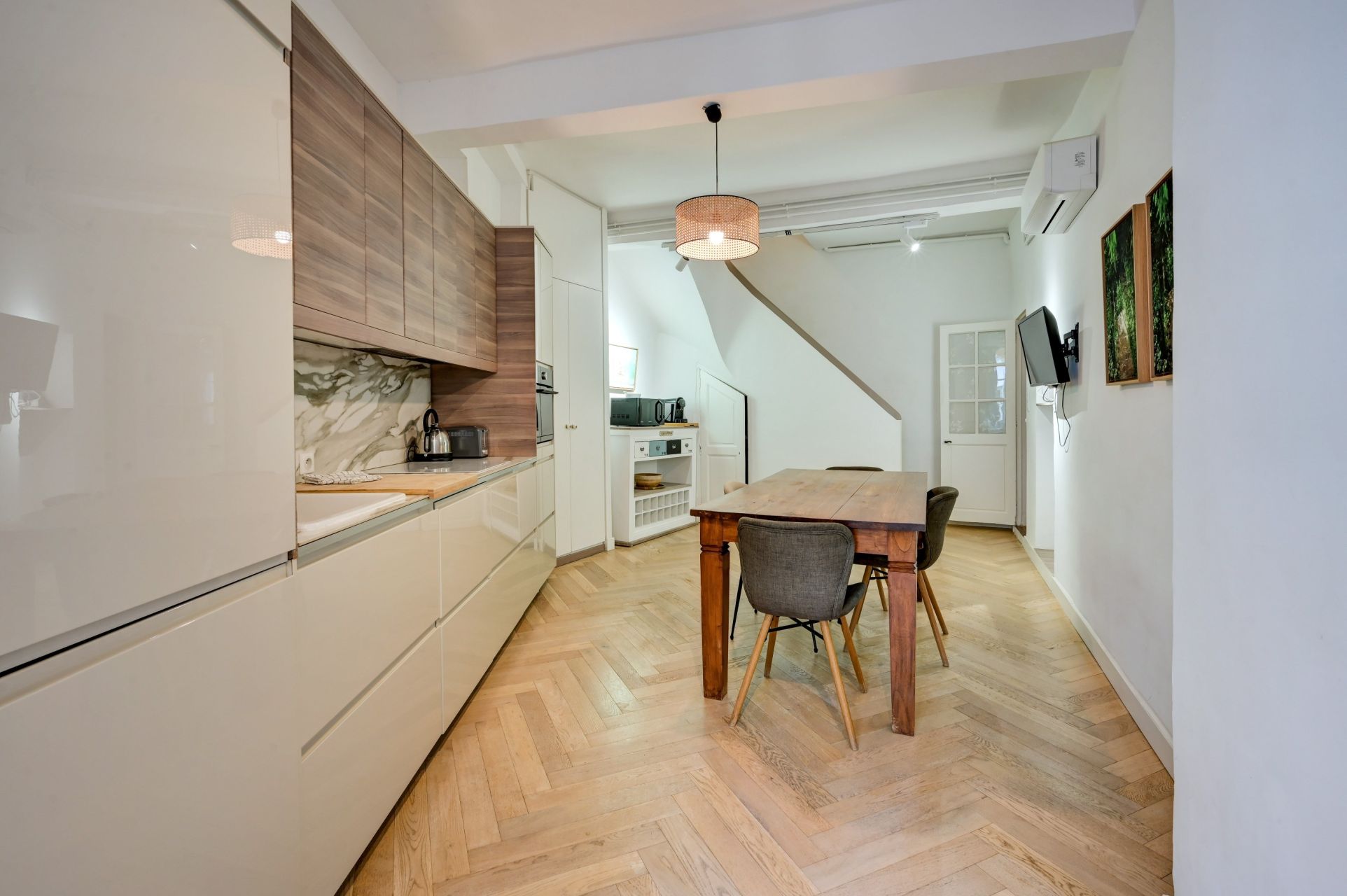 luxury apartment 3 Rooms for rent on AIX EN PROVENCE (13100)