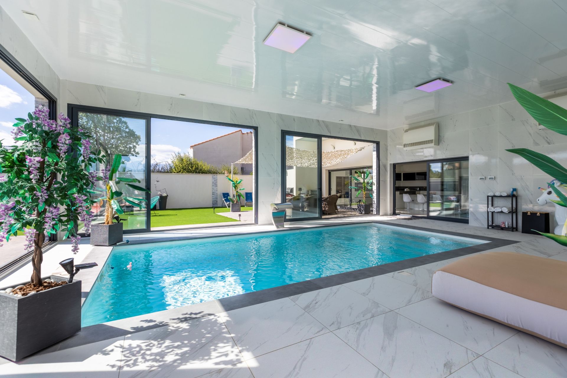 luxury house 5 Rooms for sale on THUIR (66300)