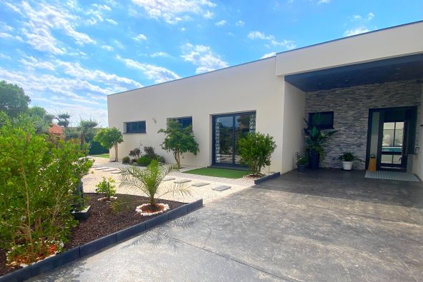 Vente Maison de luxe Thuir 5 Pièces 250 m²