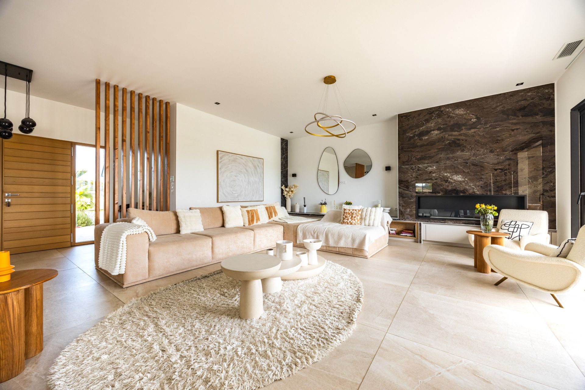 luxury house 7 Rooms for sale on CARCASSONNE (11000)