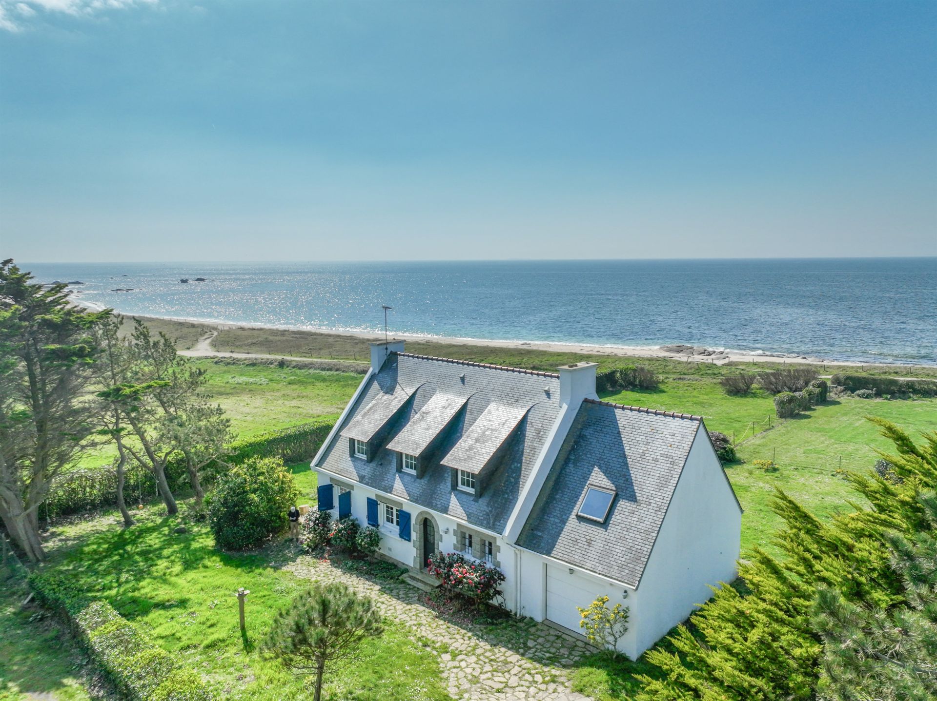 luxury house 8 Rooms for sale on TREGUNC (29910)