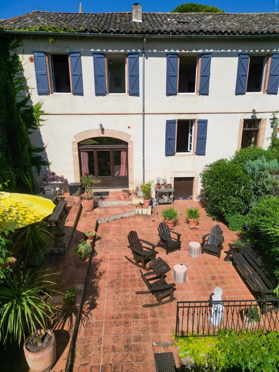 maison de ville 10 Pièces en vente sur SALVAGNAC (81630)