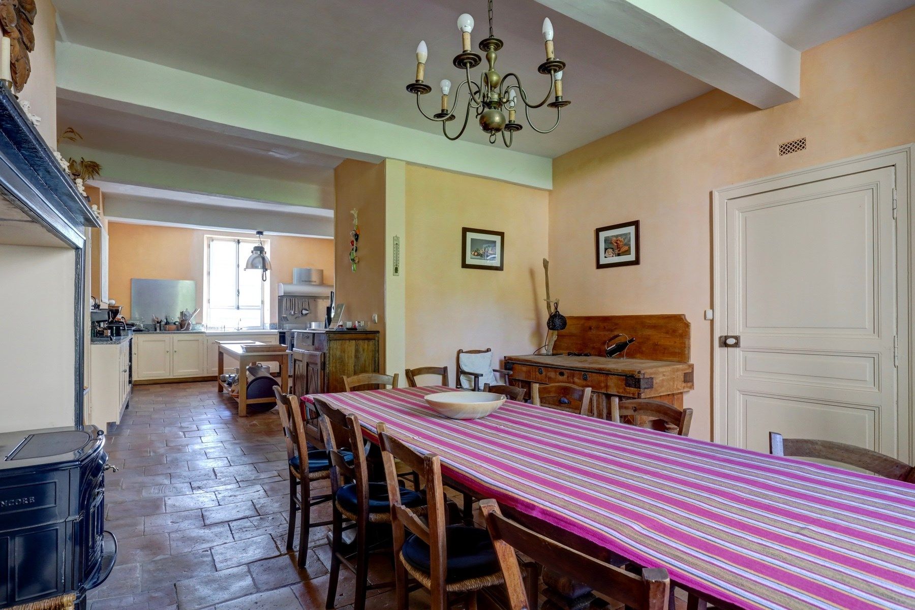 maison de ville 10 Pièces en vente sur SALVAGNAC (81630)