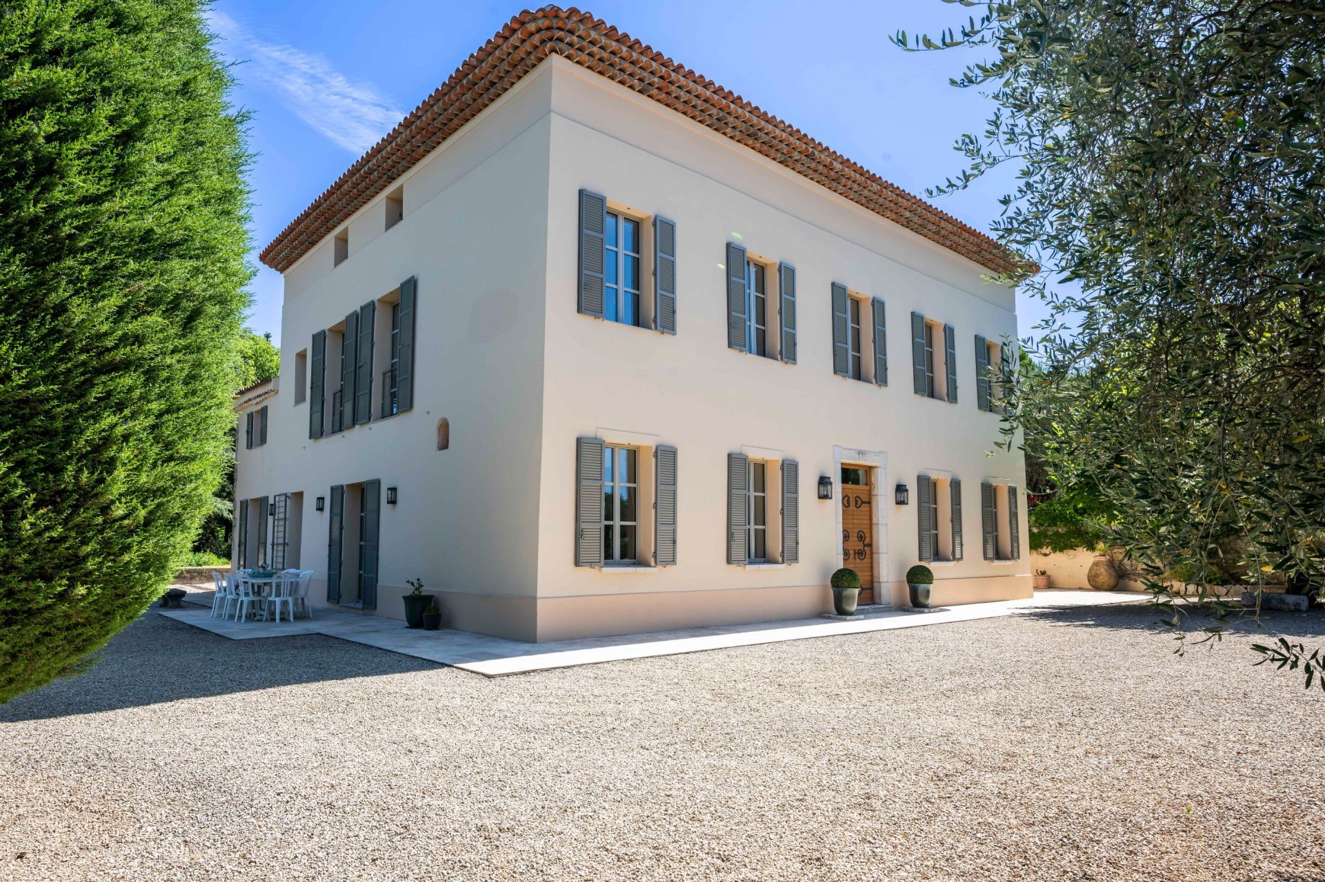 bastide 11 Rooms for sale on GRASSE (06130)