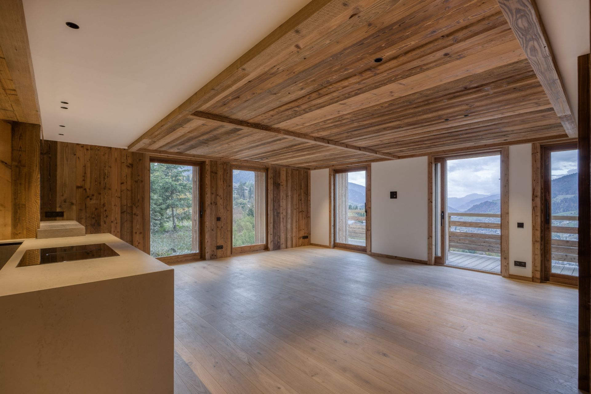 luxury apartment 4 Rooms for sale on MEGEVE (74120)
