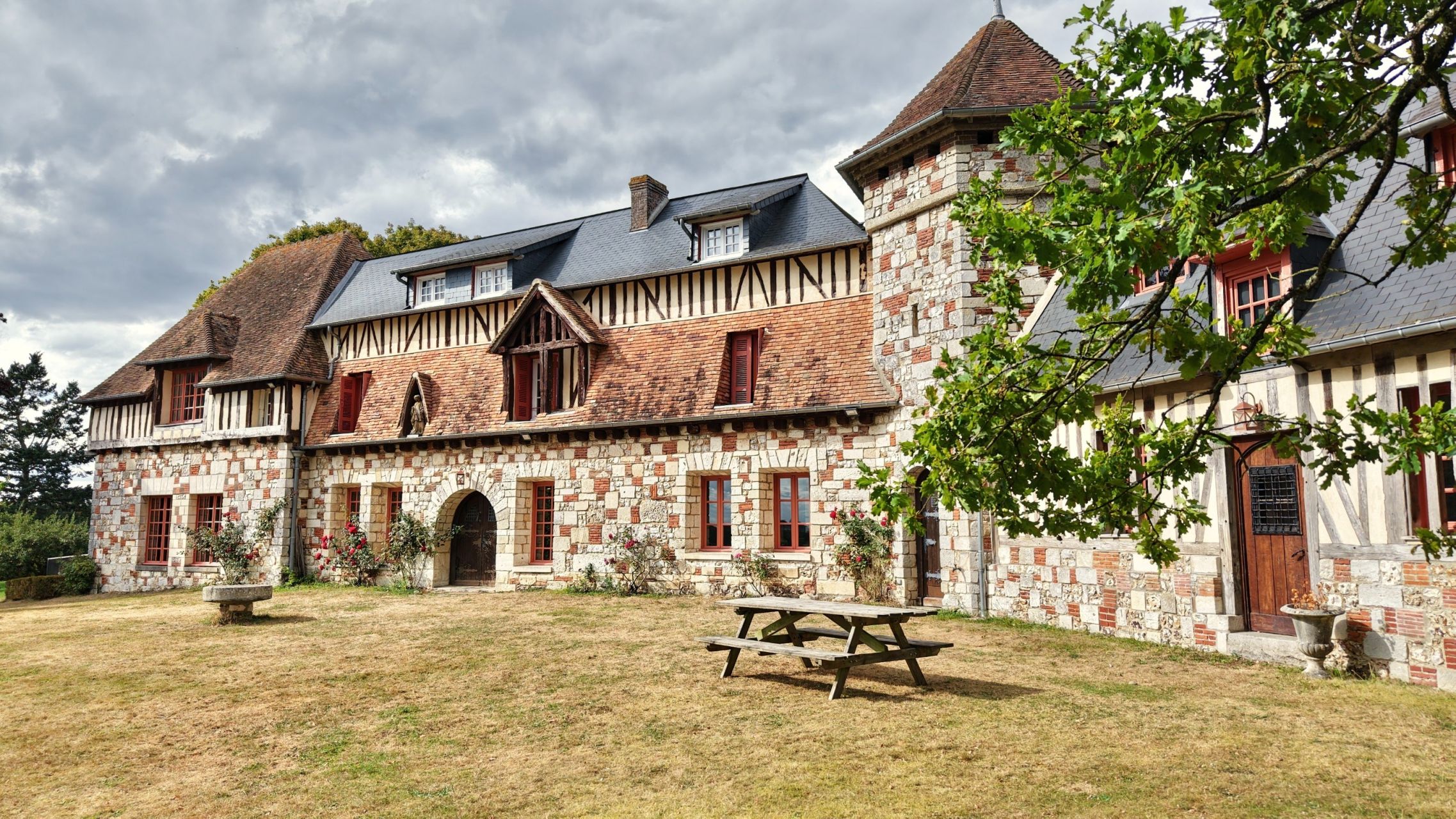 manoir 15 Pièces en vente sur ECAQUELON (27290)